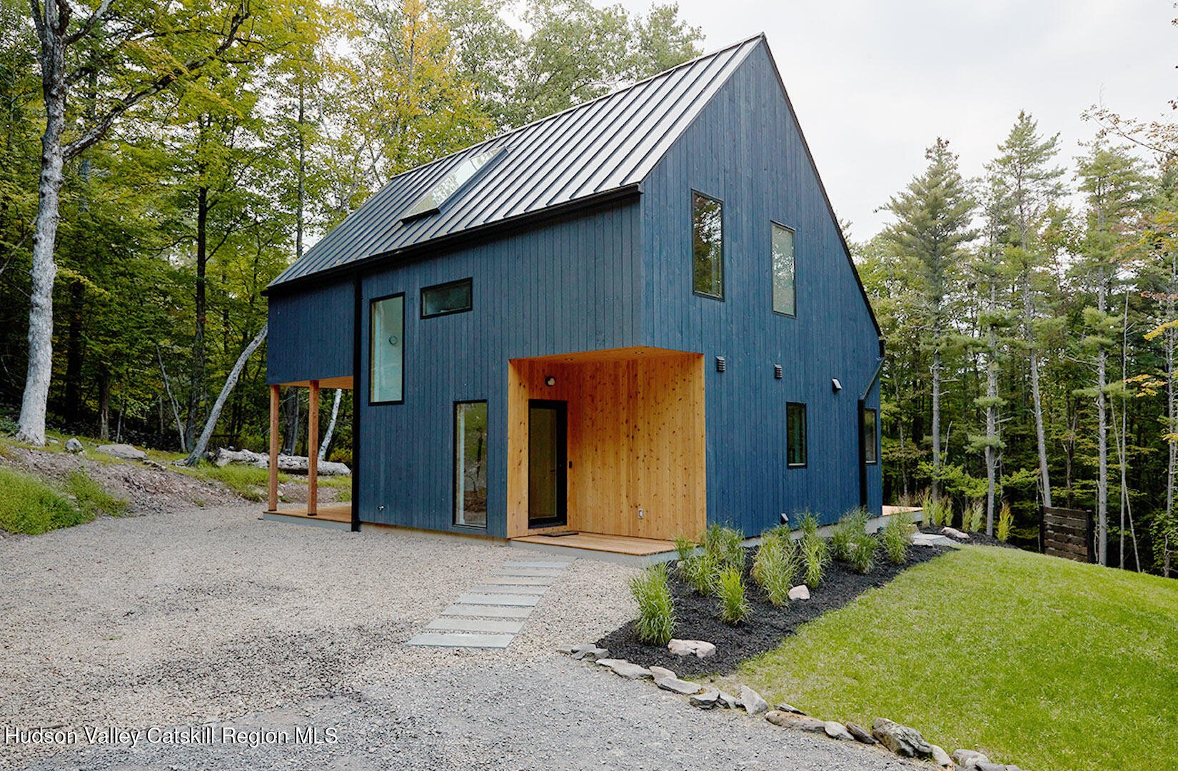 Woodstock, New York, 12498, United States, 3 Bedrooms Bedrooms, ,2 BathroomsBathrooms,Residential,For Sale,1850137