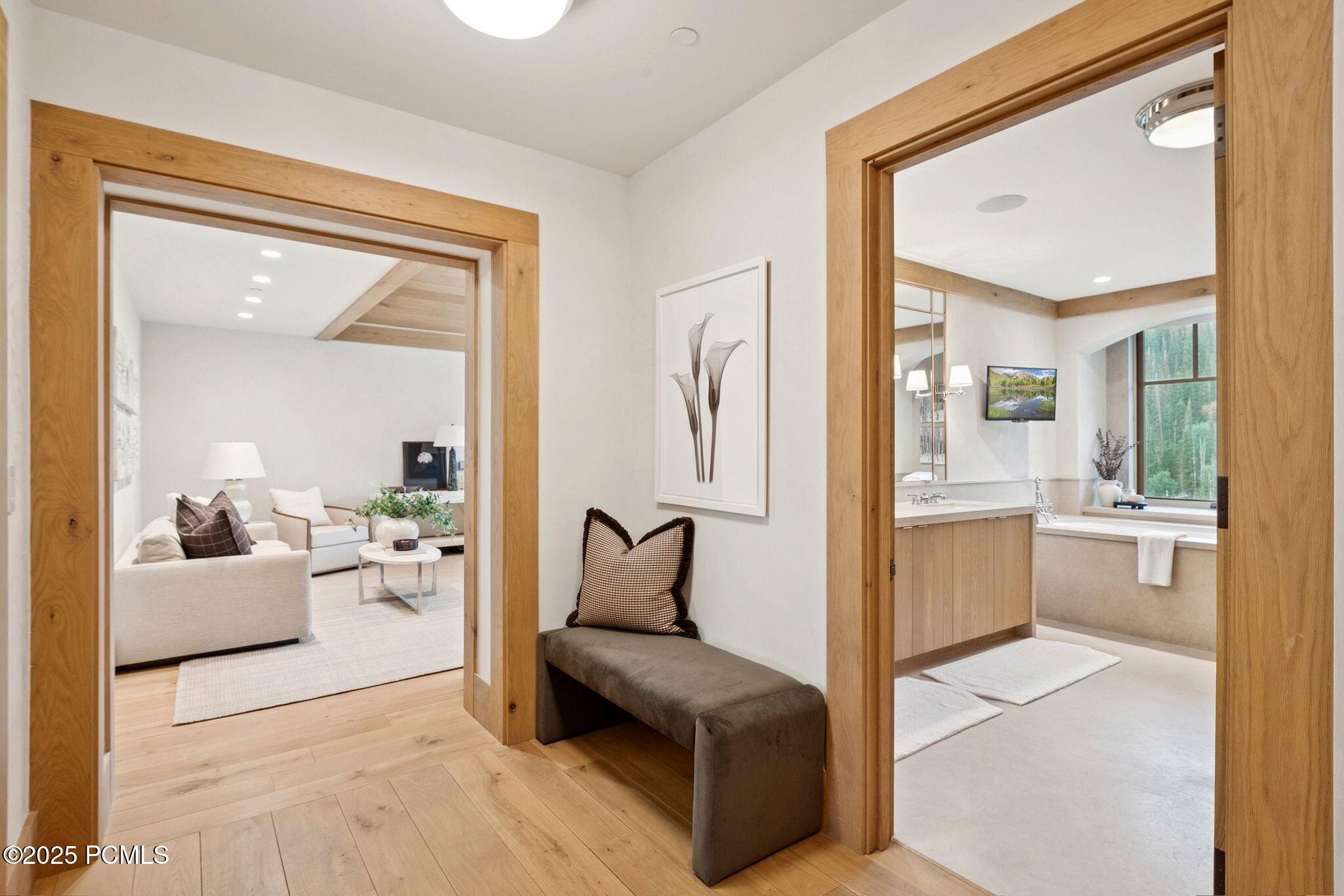 Park City, Utah, 84060, United States, 4 Bedrooms Bedrooms, ,5 BathroomsBathrooms,Residential,For Sale,1934666