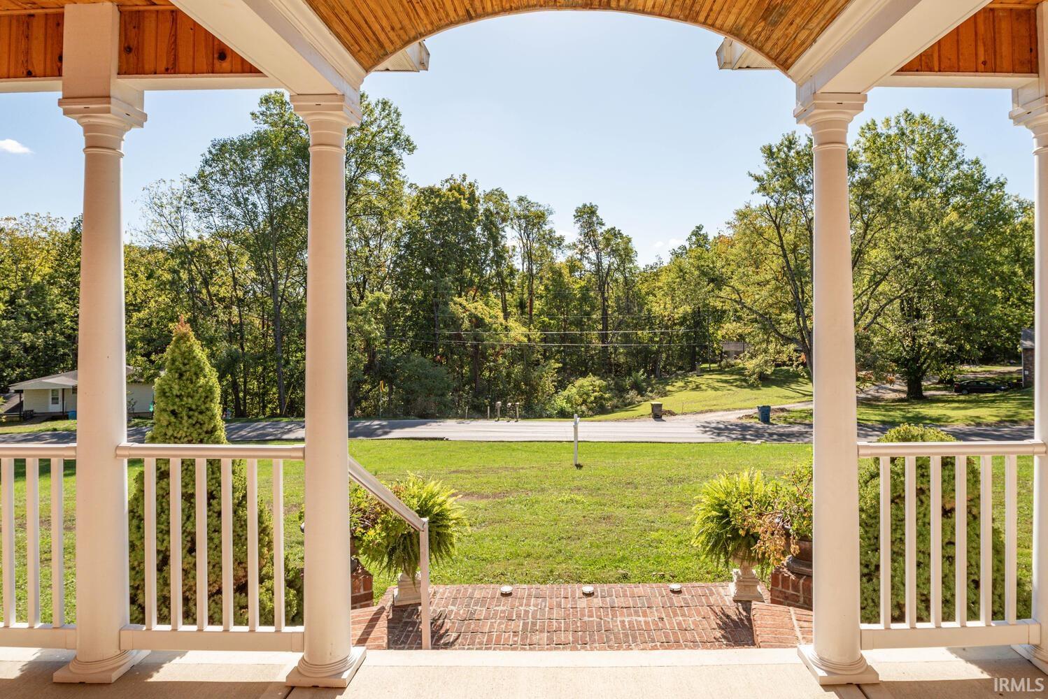 Bloomington, Indiana, 47403-4040, United States, 4 Bedrooms Bedrooms, ,4 BathroomsBathrooms,Residential,For Sale,1922881