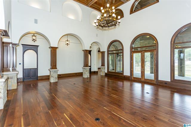 Calera, Alabama, 35040, United States, 5 Bedrooms Bedrooms, ,6 BathroomsBathrooms,Residential,For Sale,2006341