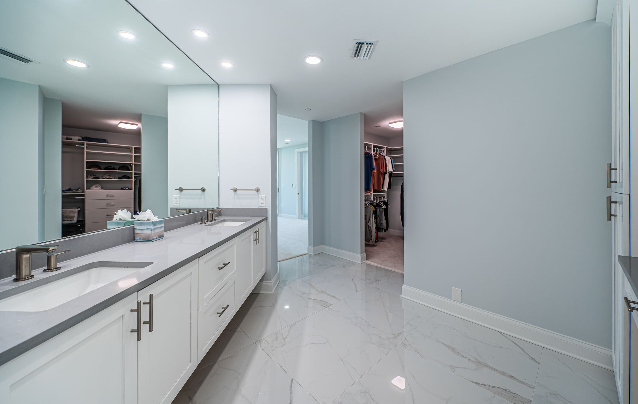 Belleair, Florida, 33756, United States, 2 Bedrooms Bedrooms, ,3 BathroomsBathrooms,Residential,For Sale,1979056