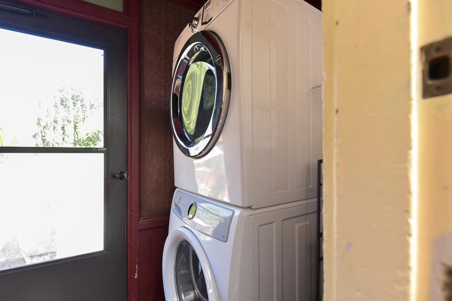 San Jose - Other, California, 95112, United States, 2 Bedrooms Bedrooms, ,2 BathroomsBathrooms,Residential,For Sale,1860753