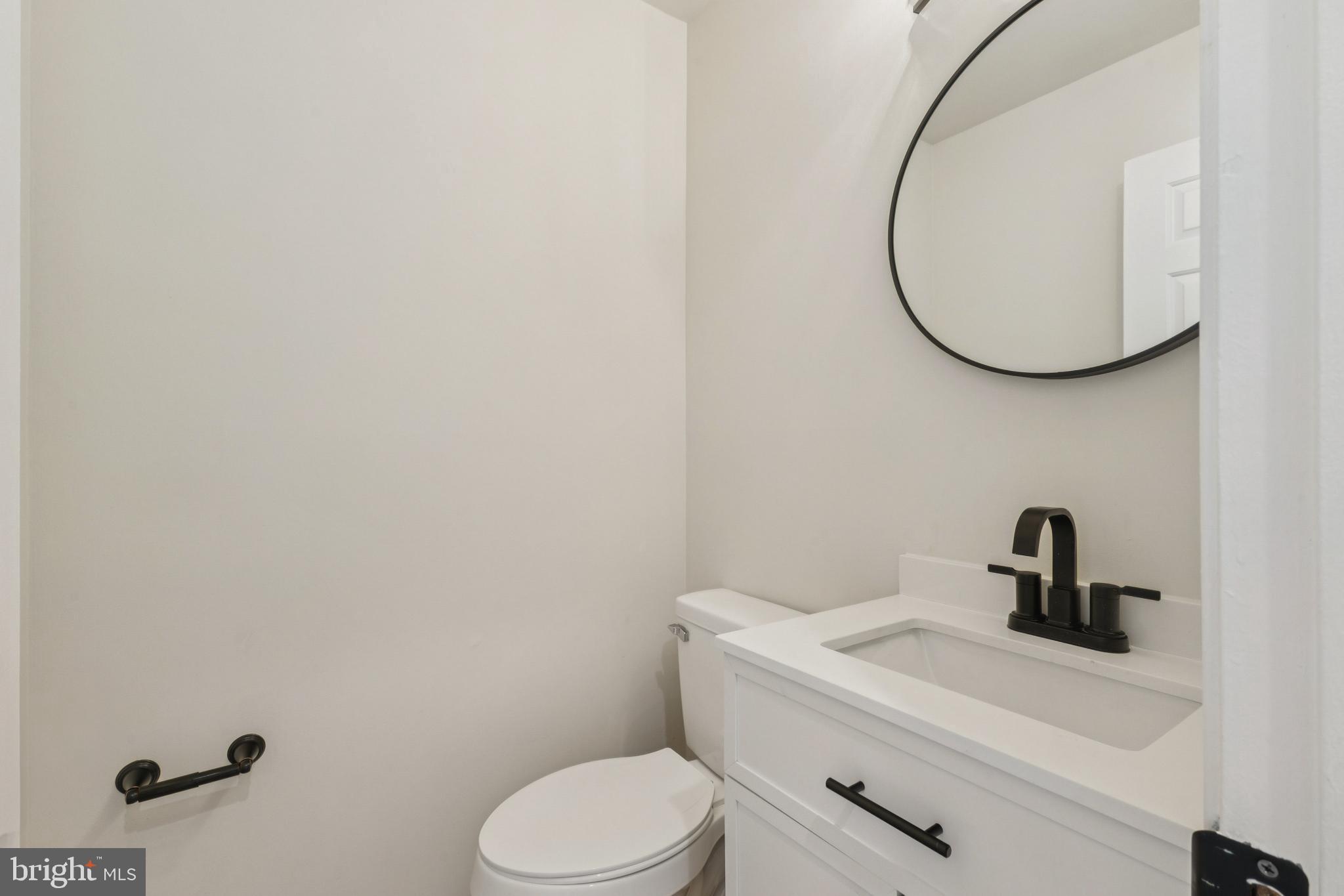 Fairfax, Virginia, 22030, United States, 4 Bedrooms Bedrooms, ,4 BathroomsBathrooms,Residential,For Sale,1978960