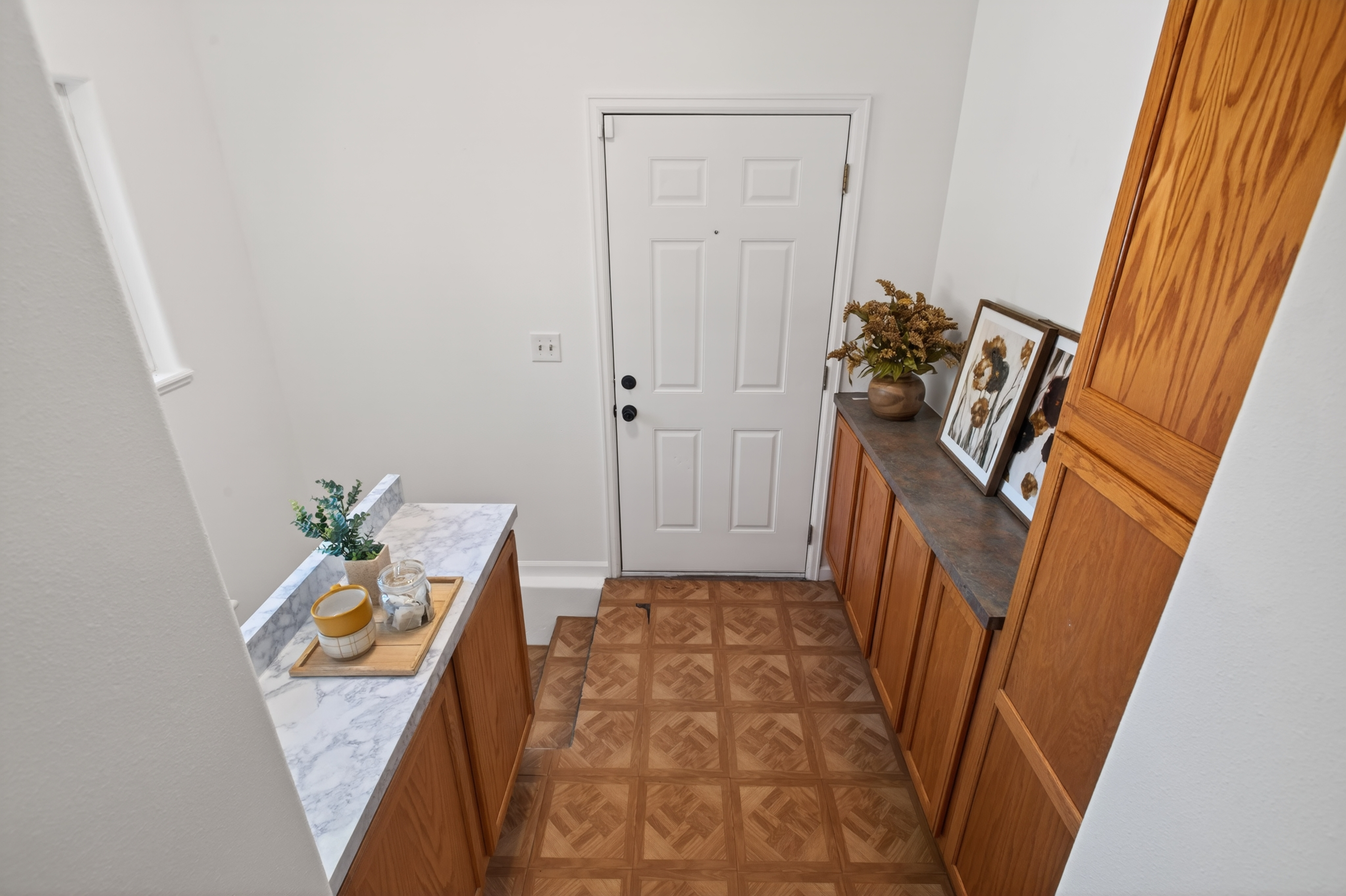  Charming Cole Bungalow – Fresh Updates, Green Kitchen & Private Deck - 物件實景