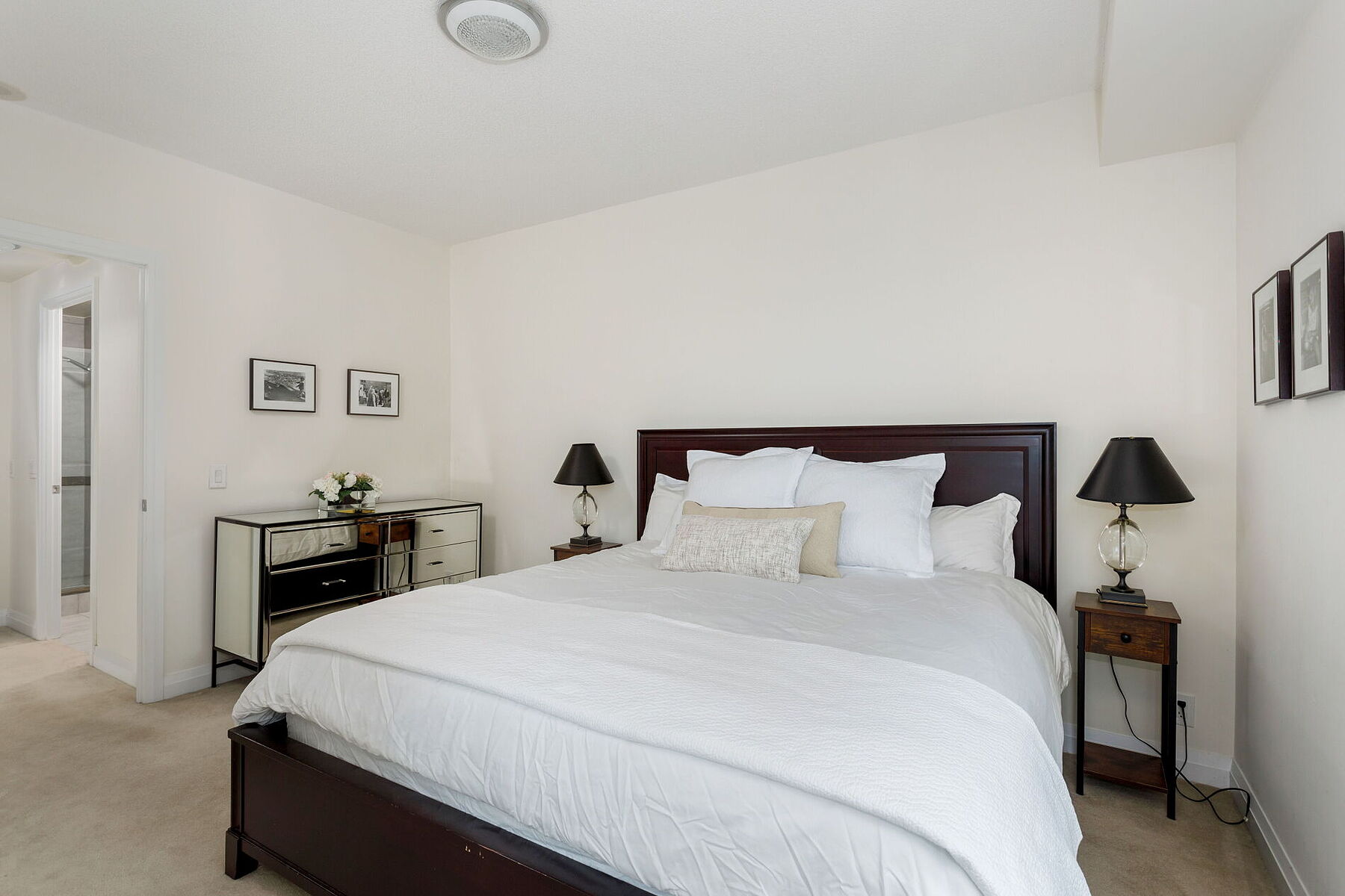  Spacious and Bright Condo - 物件實景