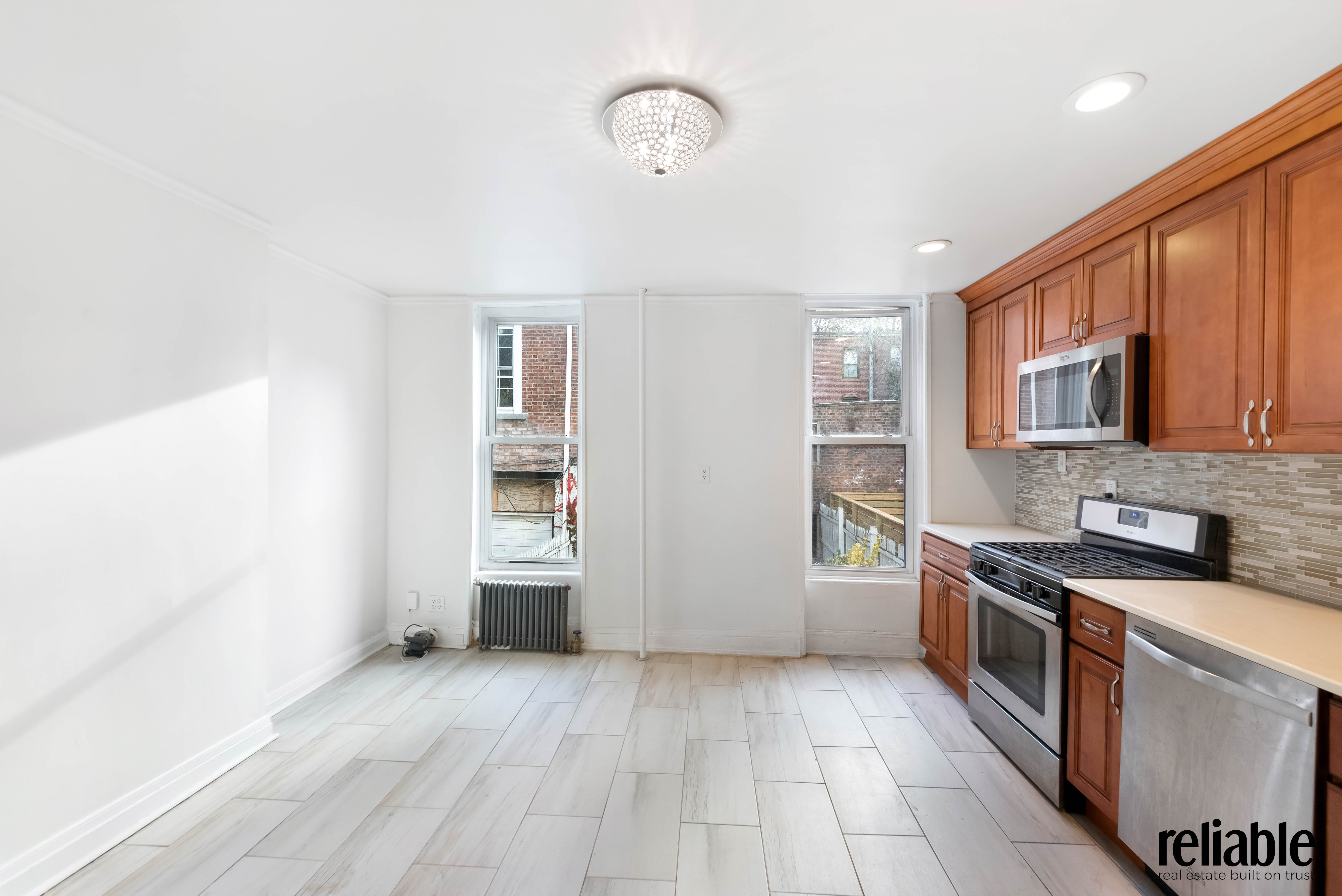 Brooklyn, New York, 11231, United States, 3 Bedrooms Bedrooms, ,2 BathroomsBathrooms,Residential,For Sale,1991738