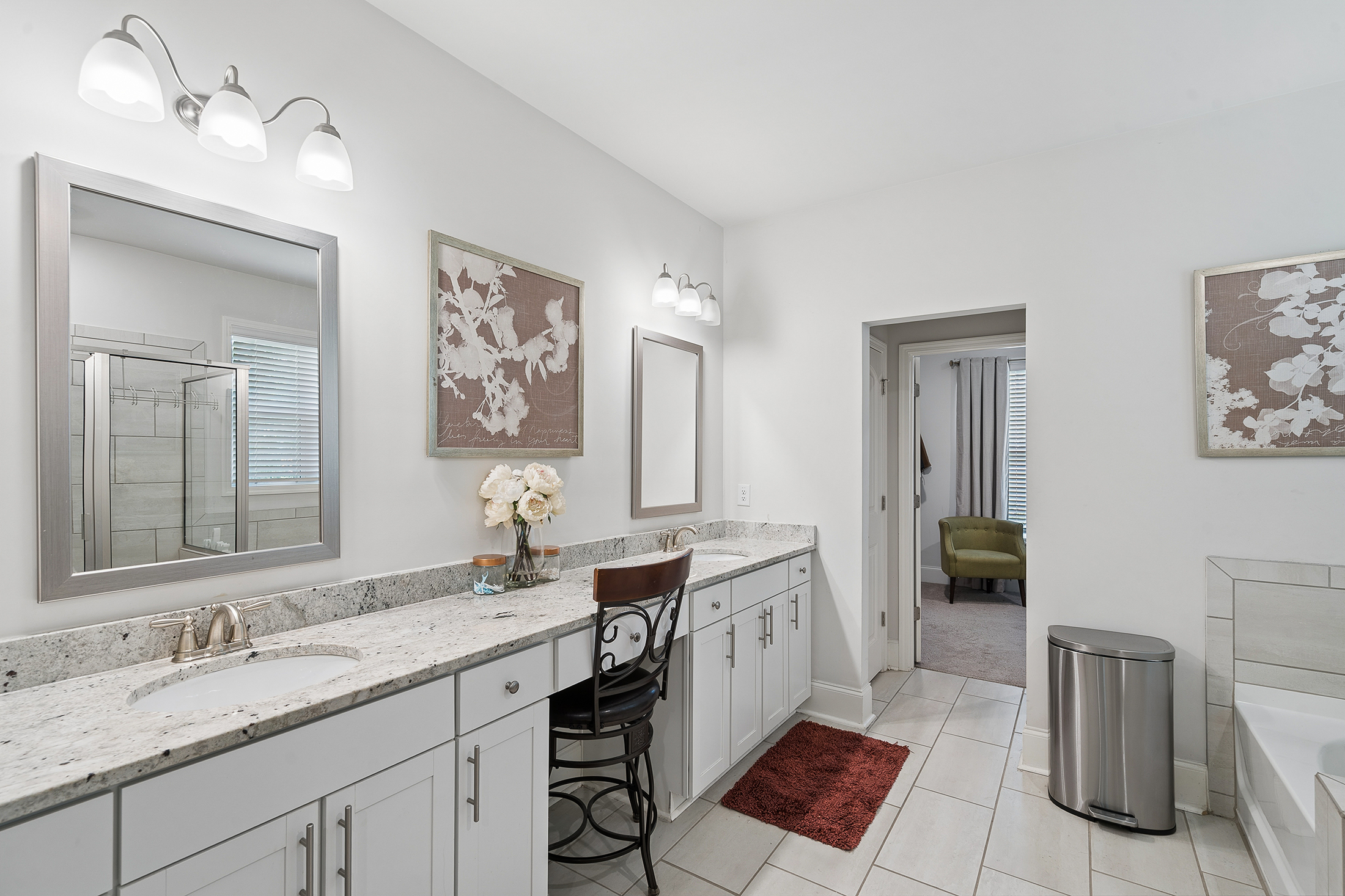  Beautifully Maintained Newer Construction Home on Private Cul-de-sac Lot - 物件實景