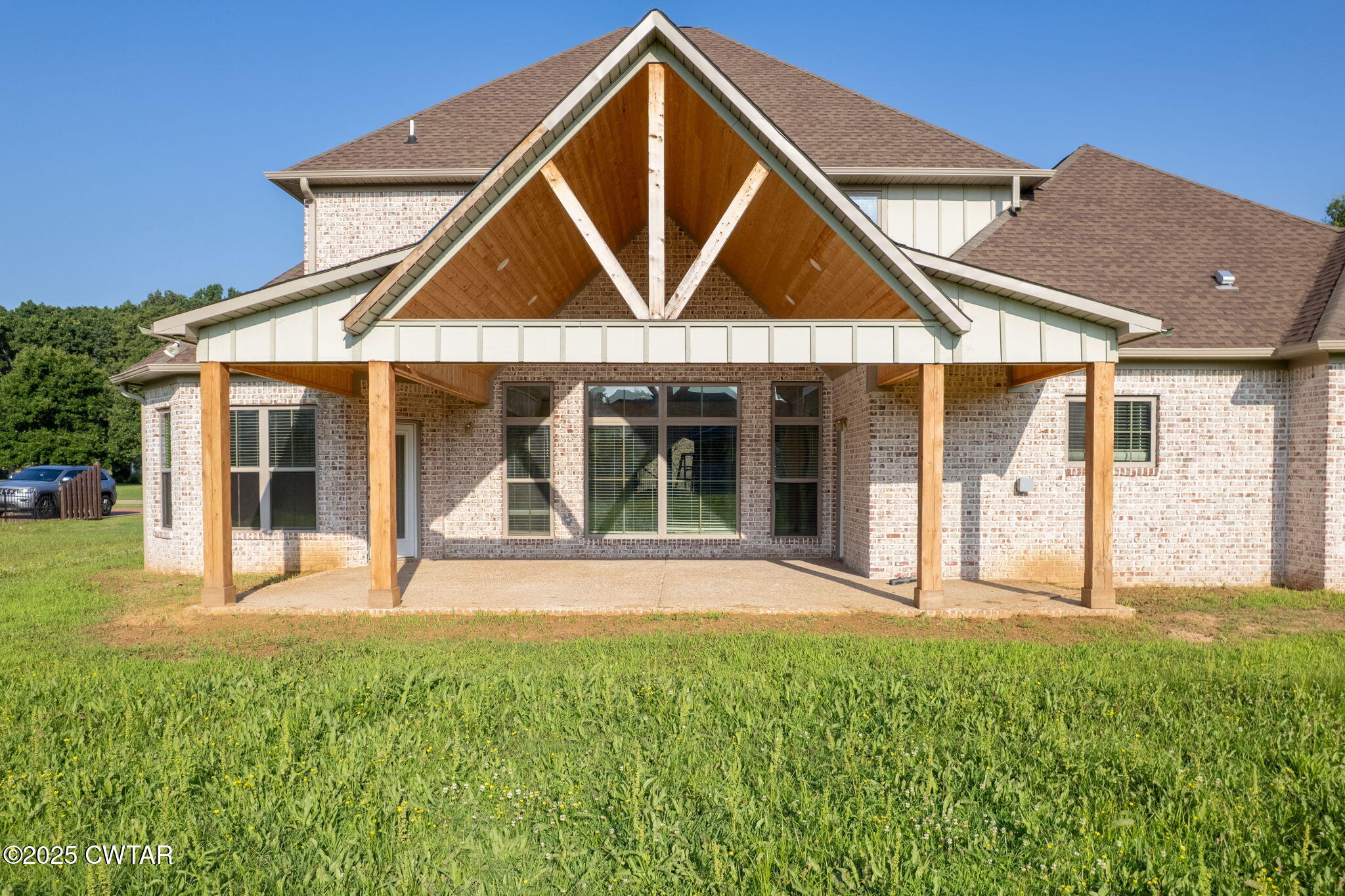 Jackson, Tennessee, 38305, United States, 5 Bedrooms Bedrooms, ,4 BathroomsBathrooms,Residential,For Sale,1868801