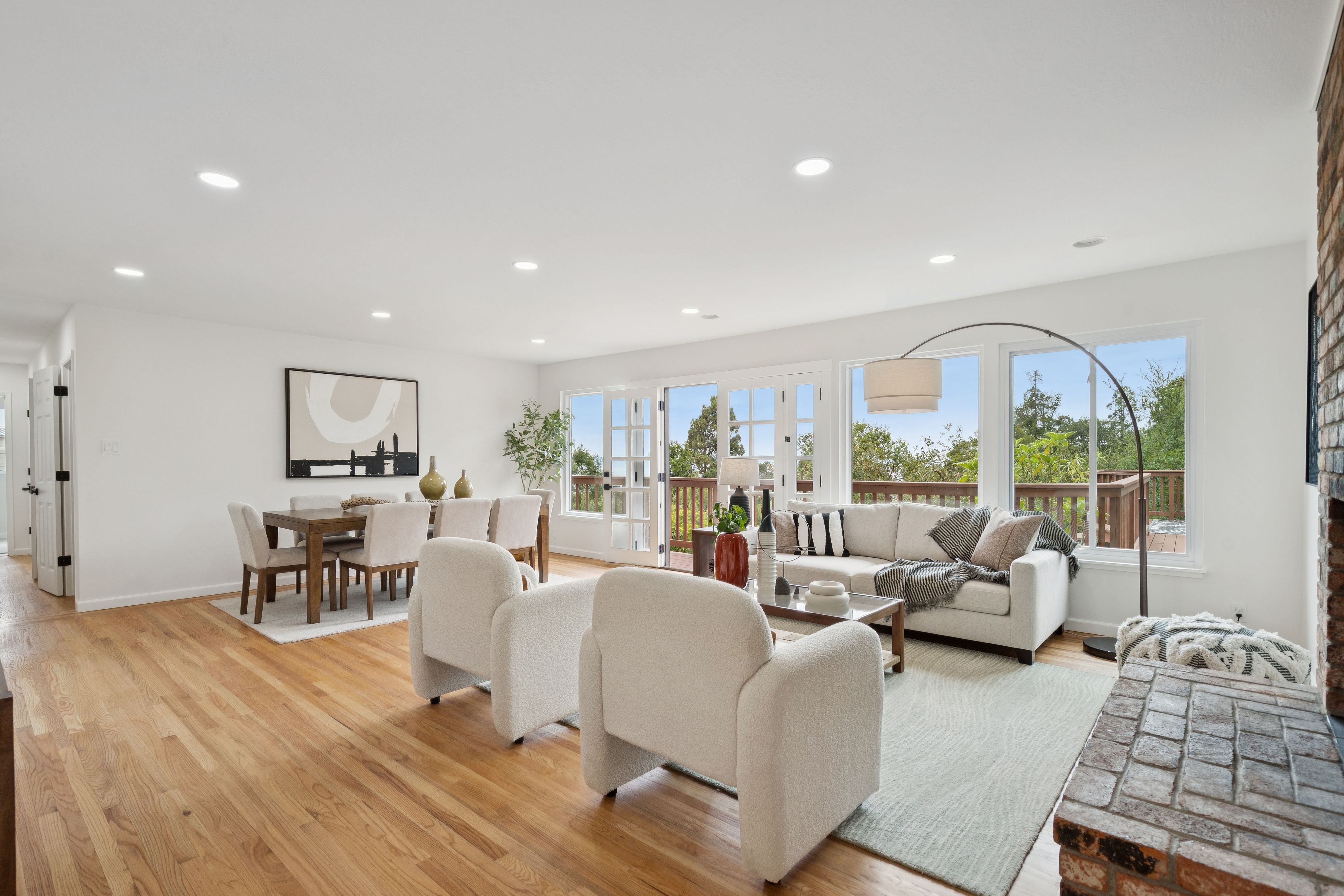  Stunning Crestmont Hillside Retreat with Sweeping Bay Views - 物件實景
