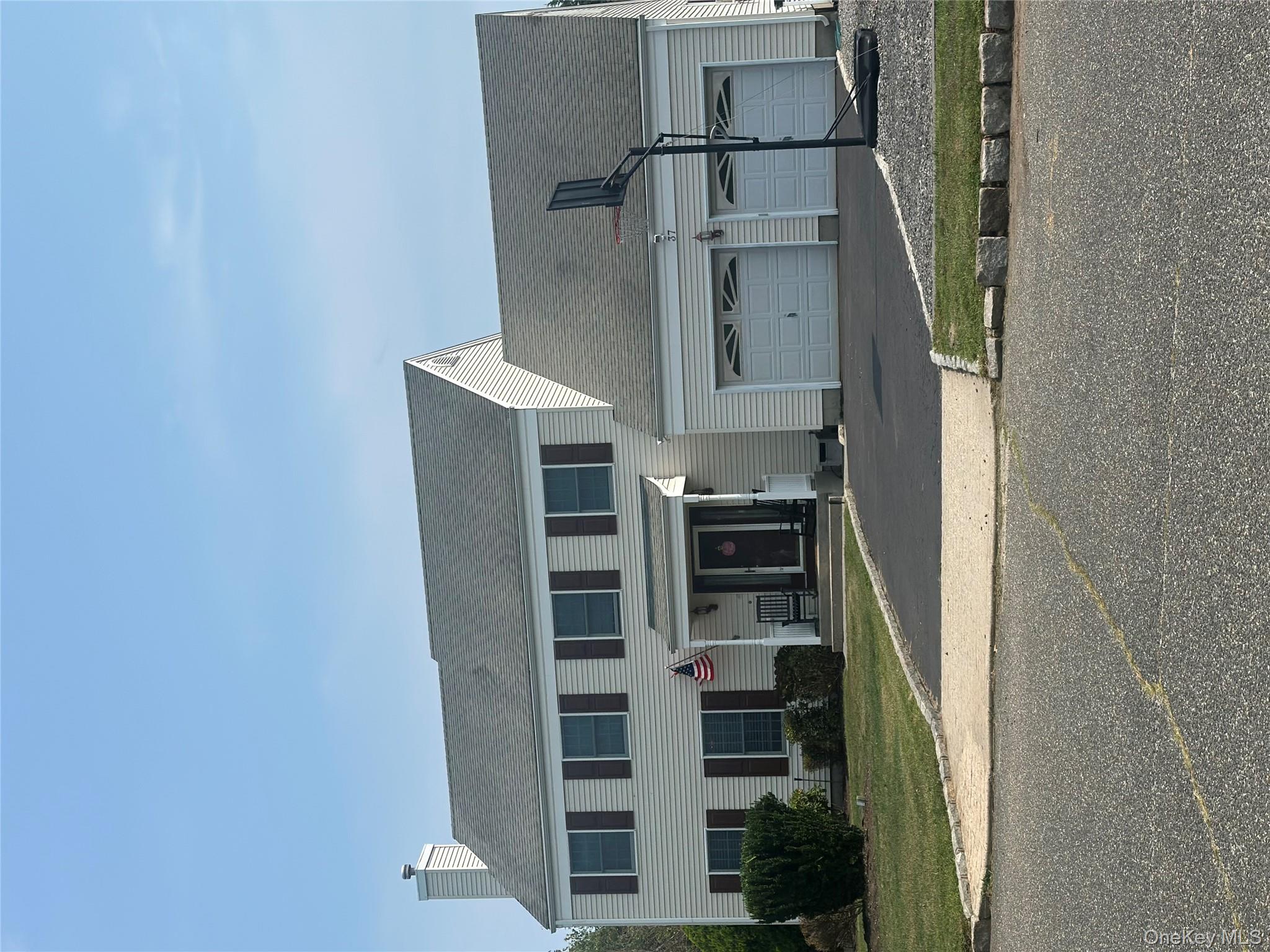 Miller Place, New York, 11764, United States, 4 Bedrooms Bedrooms, ,3 BathroomsBathrooms,Residential,For Sale,1942000