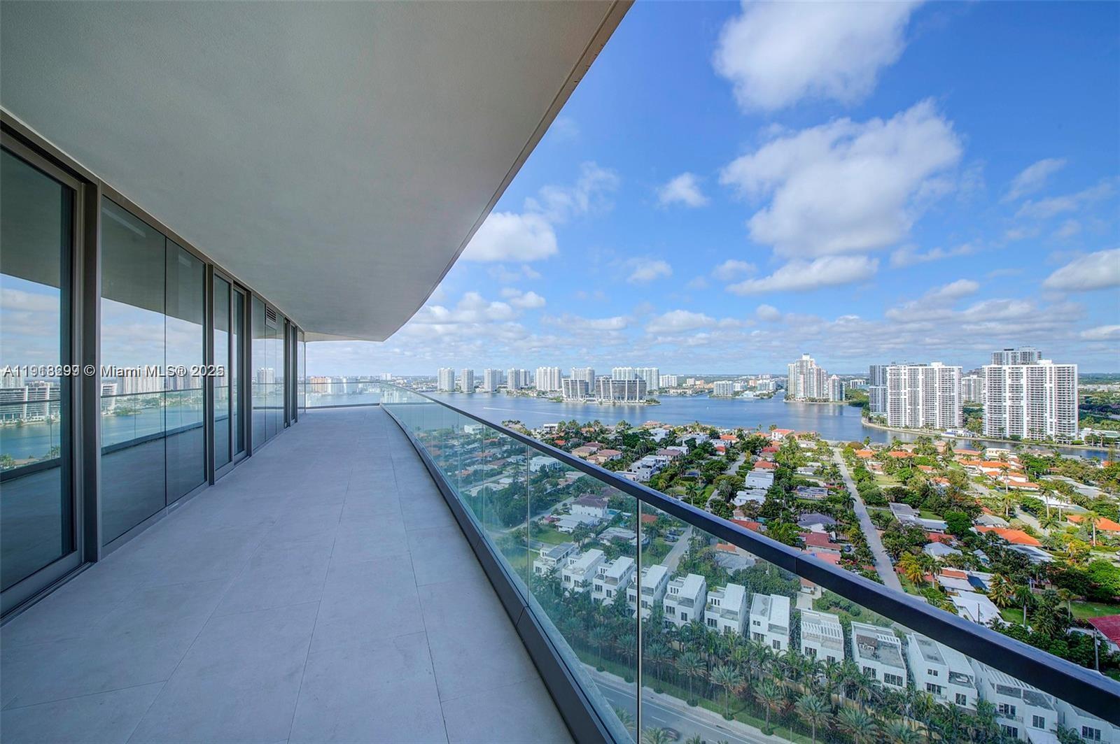 Sunny Isles Beach, Florida, 33160, United States, 2 Bedrooms Bedrooms, ,2 BathroomsBathrooms,Residential,For Sale,1996816