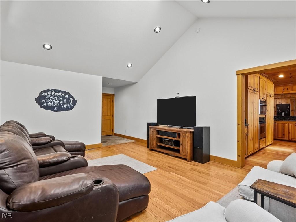 Glenbrook, Nevada, 89413, United States, 5 Bedrooms Bedrooms, ,4 BathroomsBathrooms,Residential,For Sale,1897803