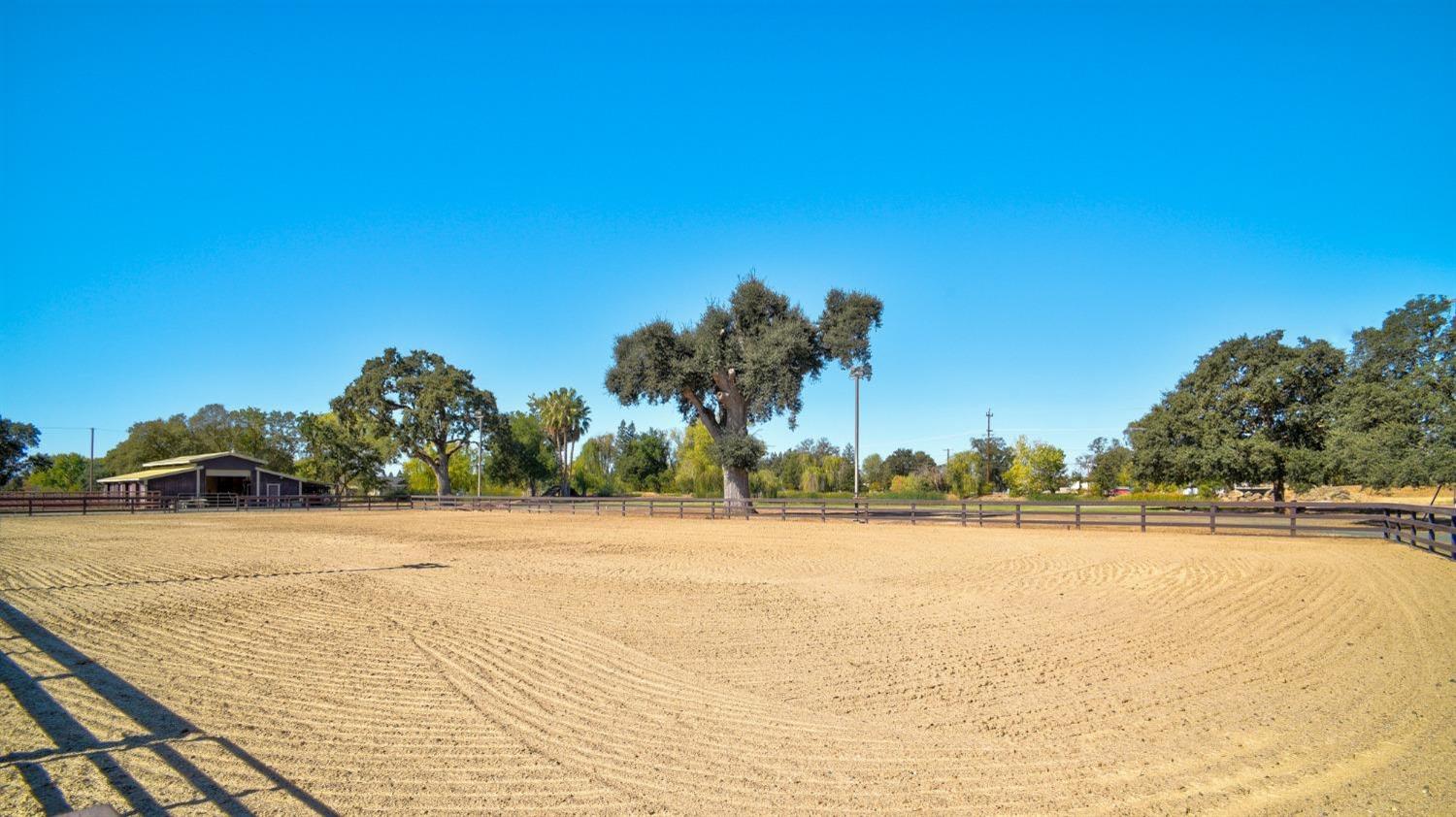 Wilton, California, 95693, United States, 5 Bedrooms Bedrooms, ,4 BathroomsBathrooms,Residential,For Sale,1901848