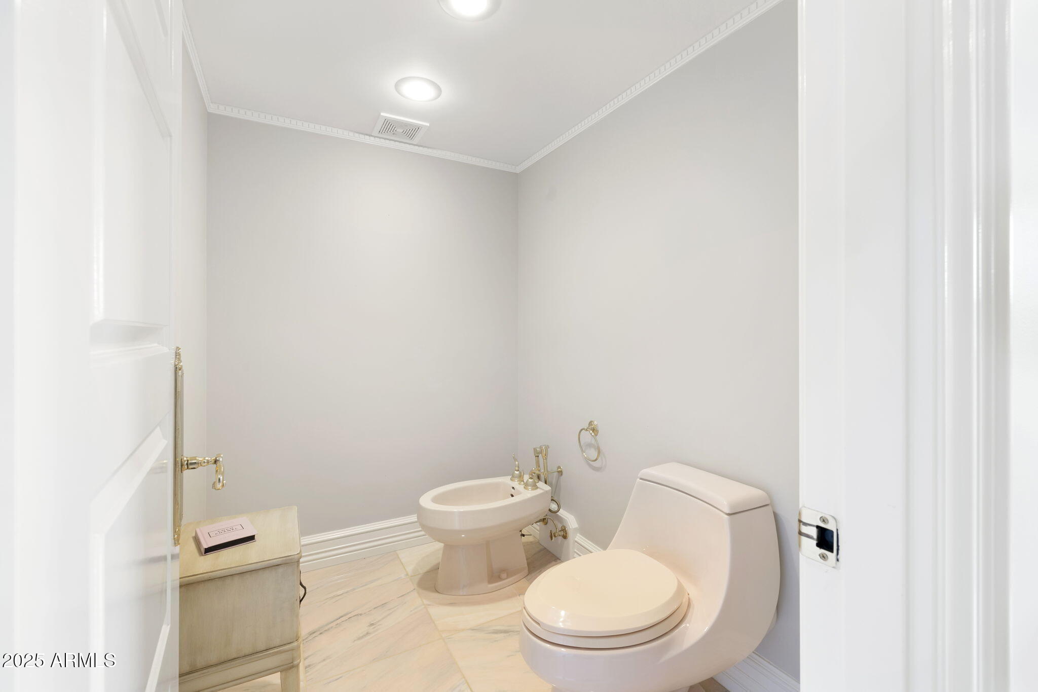 Munds Park, Arizona, 86017, United States, 5 Bedrooms Bedrooms, ,4 BathroomsBathrooms,Residential,For Sale,1932154
