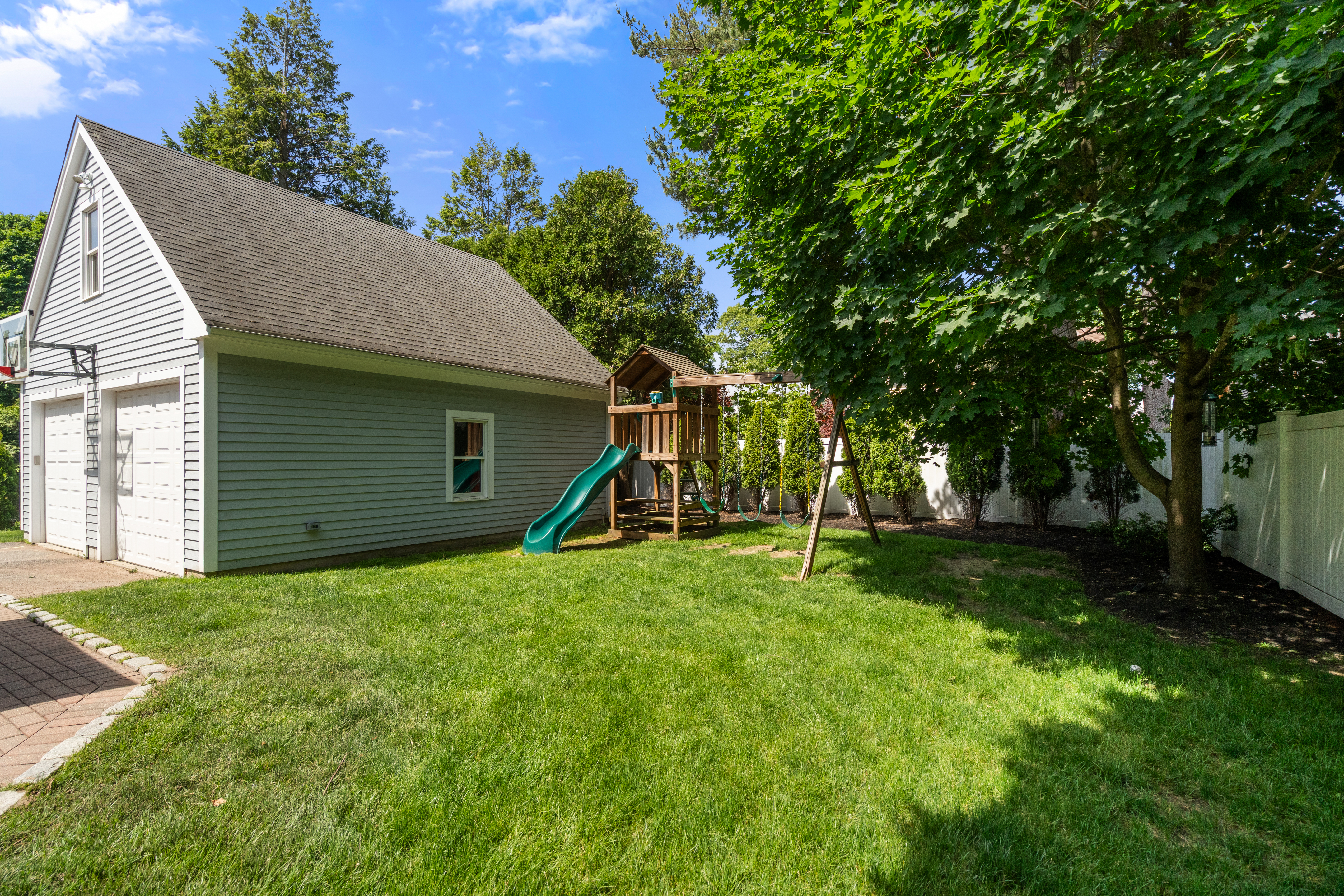  19 Mayo Avenue, Needham, MA, 02492 - 物件實景