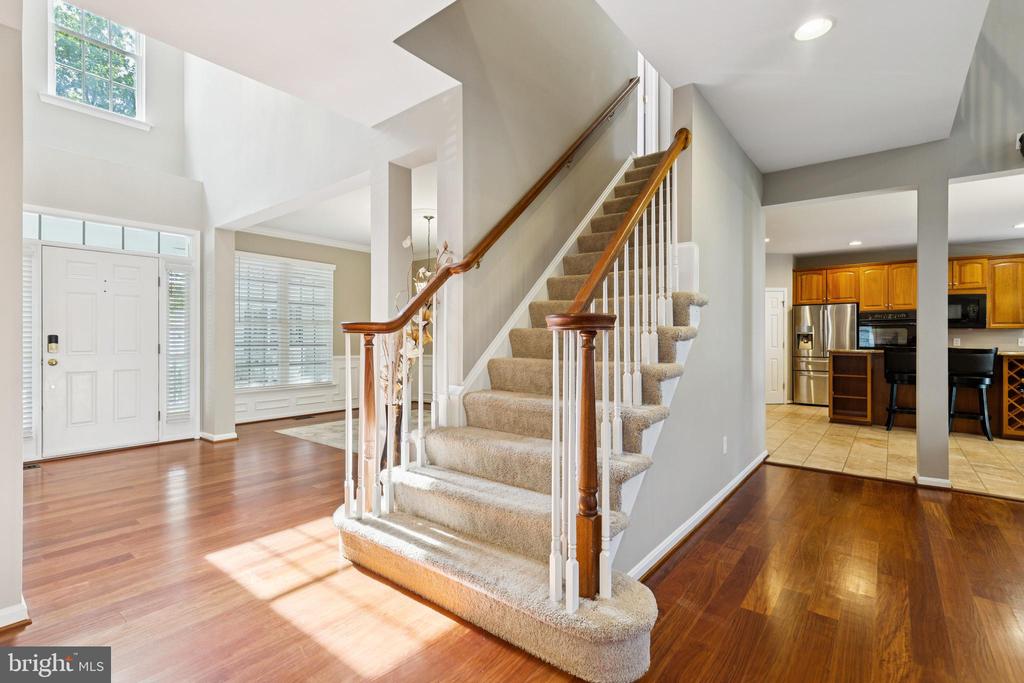 Aldie, Virginia, 20105, United States, 4 Bedrooms Bedrooms, ,4 BathroomsBathrooms,Residential,For Sale,1904270
