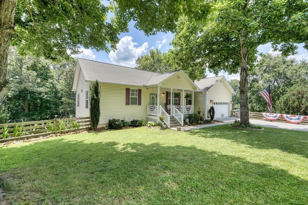 Blairsville, Georgia, 30512, United States, 4 Bedrooms Bedrooms, ,3 BathroomsBathrooms,Residential,For Sale,1893432
