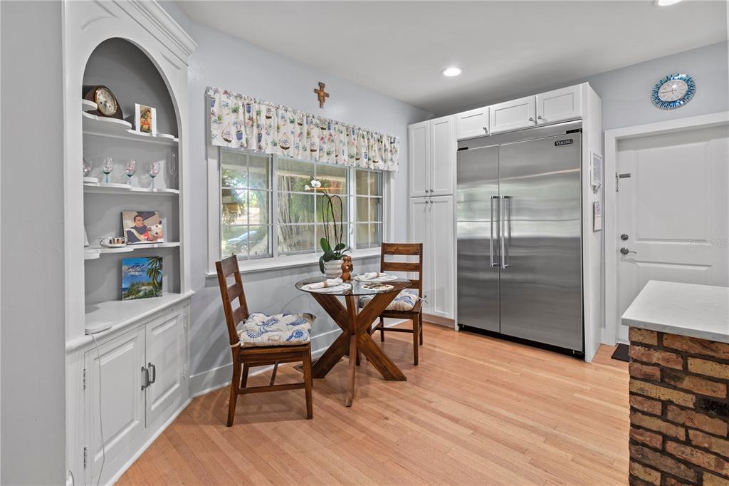Sarasota, Florida, 34243, United States, 3 Bedrooms Bedrooms, ,3 BathroomsBathrooms,Residential,For Sale,1796778