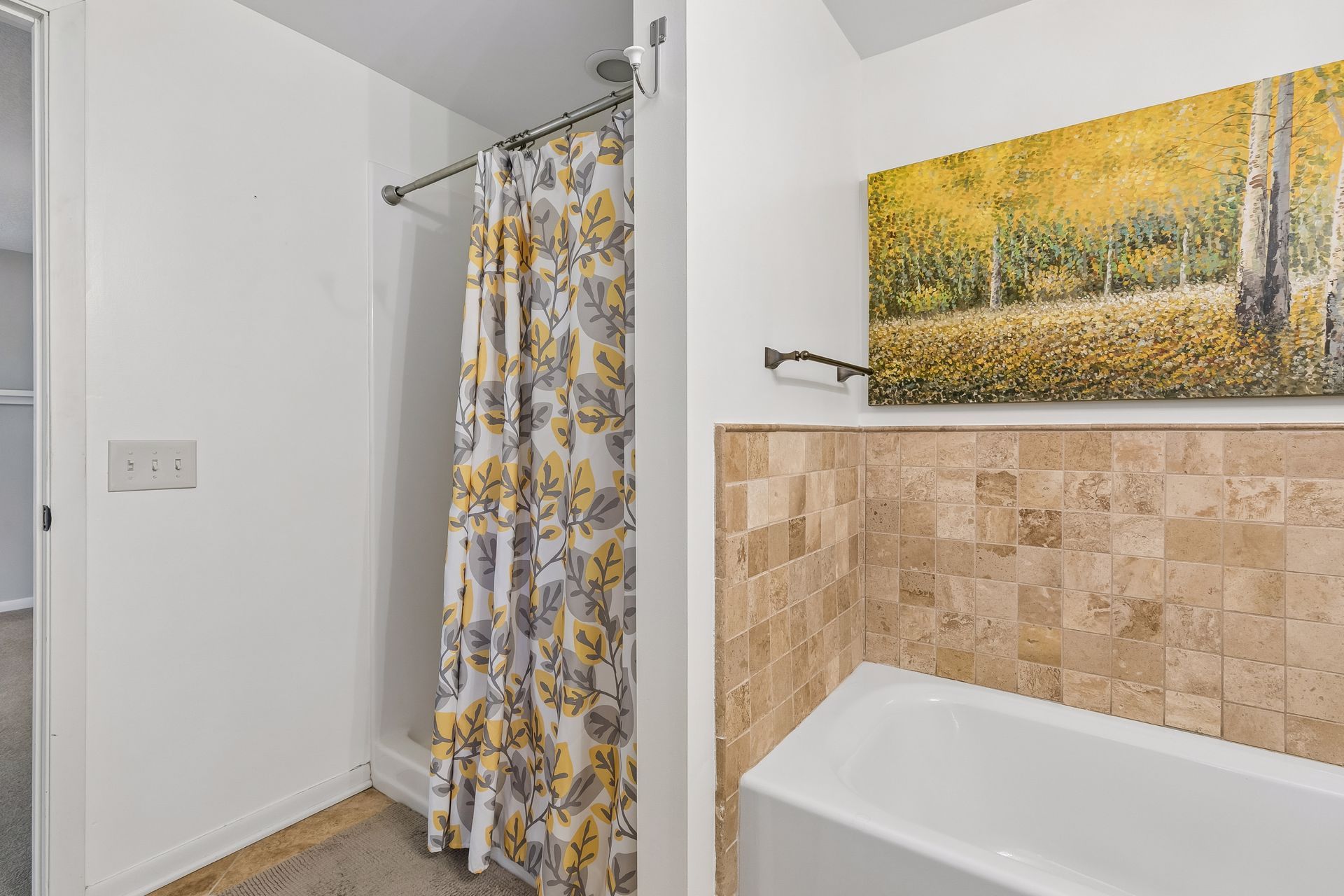  Resort-Style Living with Spectacular Pool and Thoughtfully Designed Spaces - 物件實景