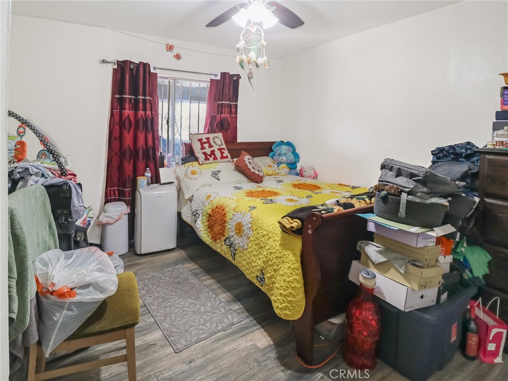 Los Angeles, California, 90003, United States, 5 Bedrooms Bedrooms, ,3 BathroomsBathrooms,Residential,For Sale,1935114
