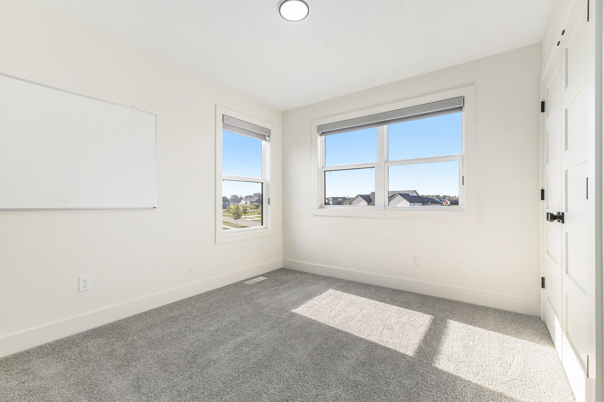 Allendale, Michigan, 49401, United States, 5 Bedrooms Bedrooms, ,4 BathroomsBathrooms,Residential,For Sale,1960697