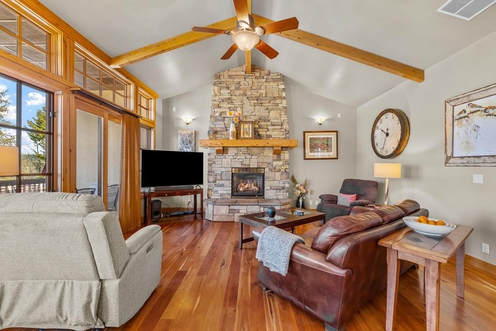 McCall, Idaho, 83638, United States, 4 Bedrooms Bedrooms, ,3 BathroomsBathrooms,Residential,For Sale,1801783