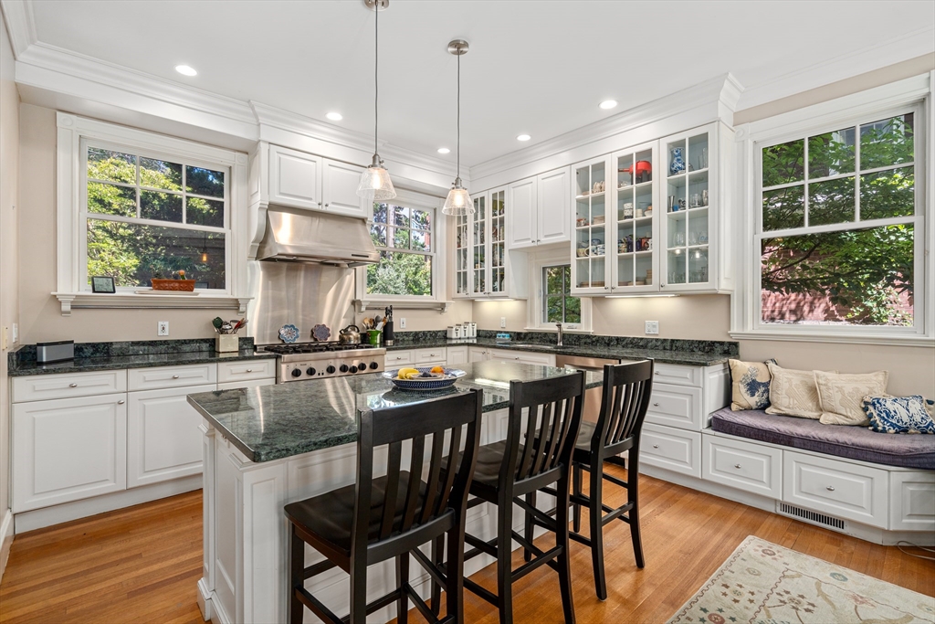 Cambridge, Massachusetts, 02138, United States, 6 Bedrooms Bedrooms, ,7 BathroomsBathrooms,Residential,For Sale,1949717