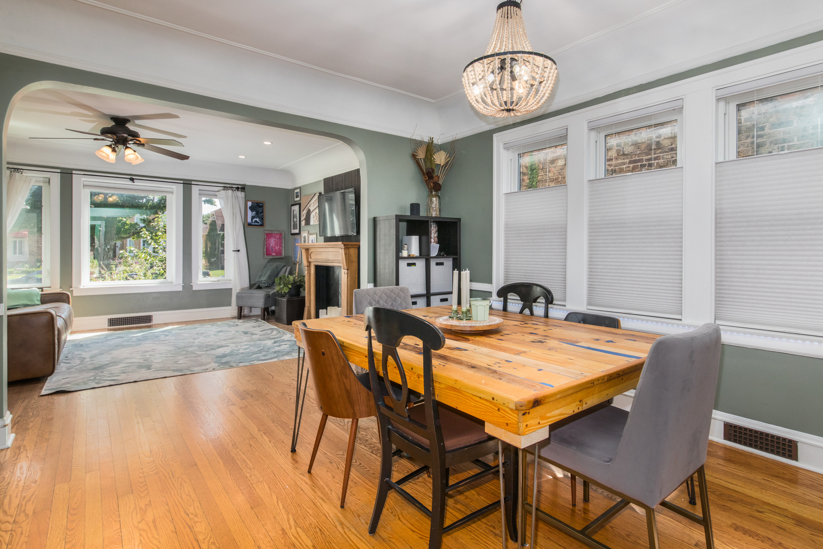 Chicago, Illinois, 60707, United States, 4 Bedrooms Bedrooms, ,2 BathroomsBathrooms,Residential,For Sale,1939861