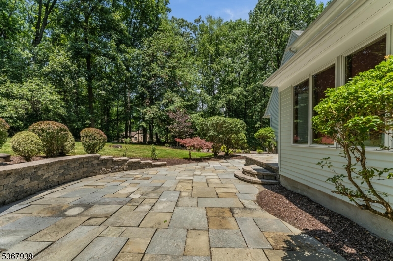 Raritan Twp., New Jersey, 08822, United States, 4 Bedrooms Bedrooms, ,3 BathroomsBathrooms,Residential,For Sale,1988299