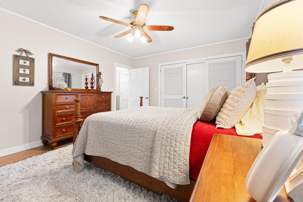 Hartwell, Georgia, 30643, United States, 4 Bedrooms Bedrooms, ,3 BathroomsBathrooms,Residential,For Sale,1989315