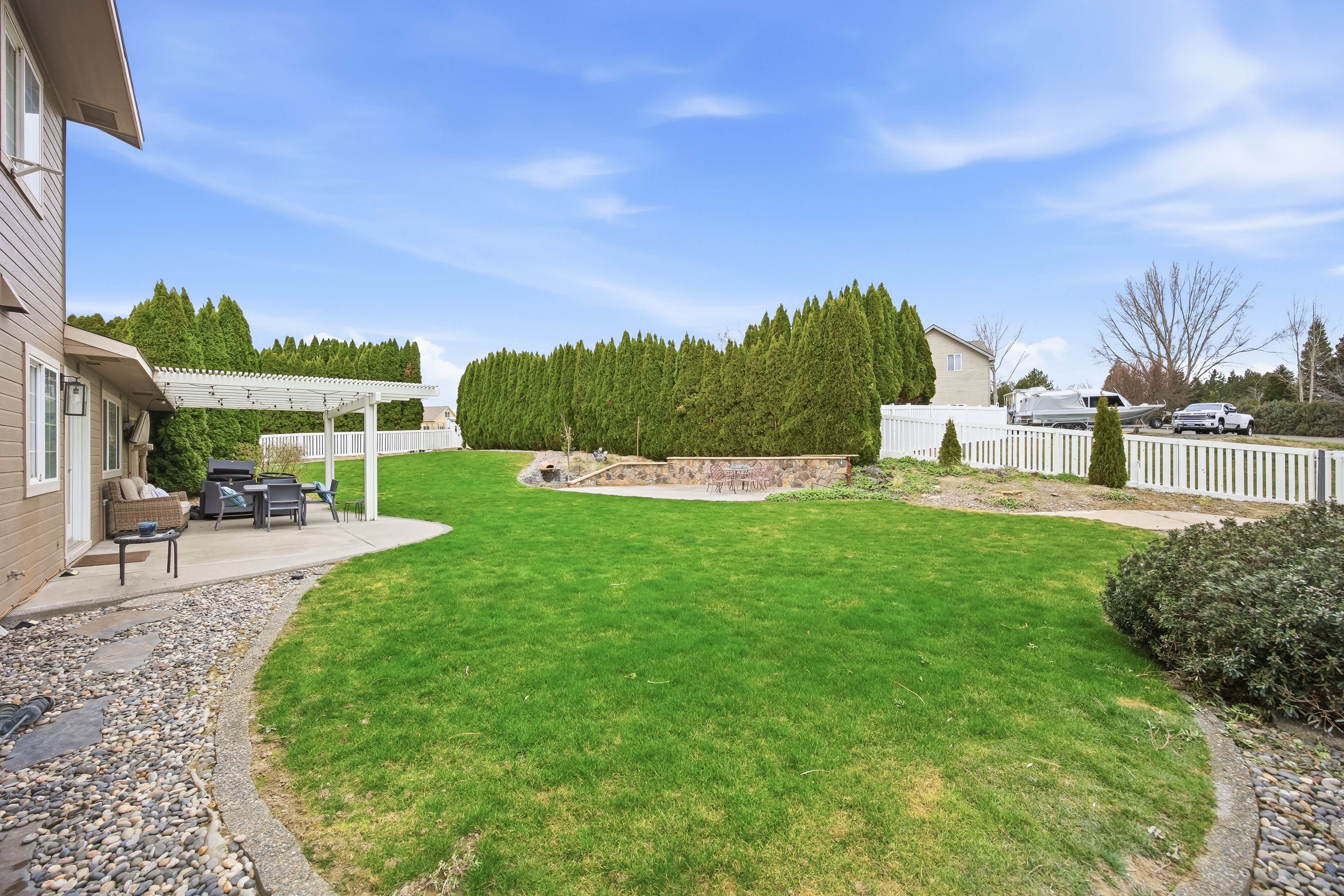  1 Acre Corner Lot W/ Territorial Views - 物件實景