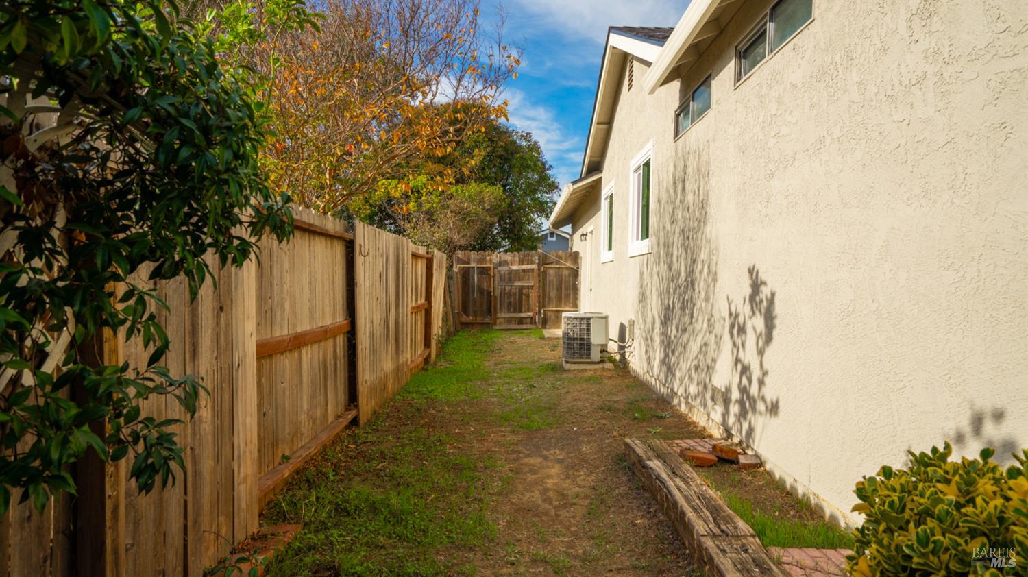 Suisun City, California, 94585, United States, 3 Bedrooms Bedrooms, ,2 BathroomsBathrooms,Residential,For Sale,1993355