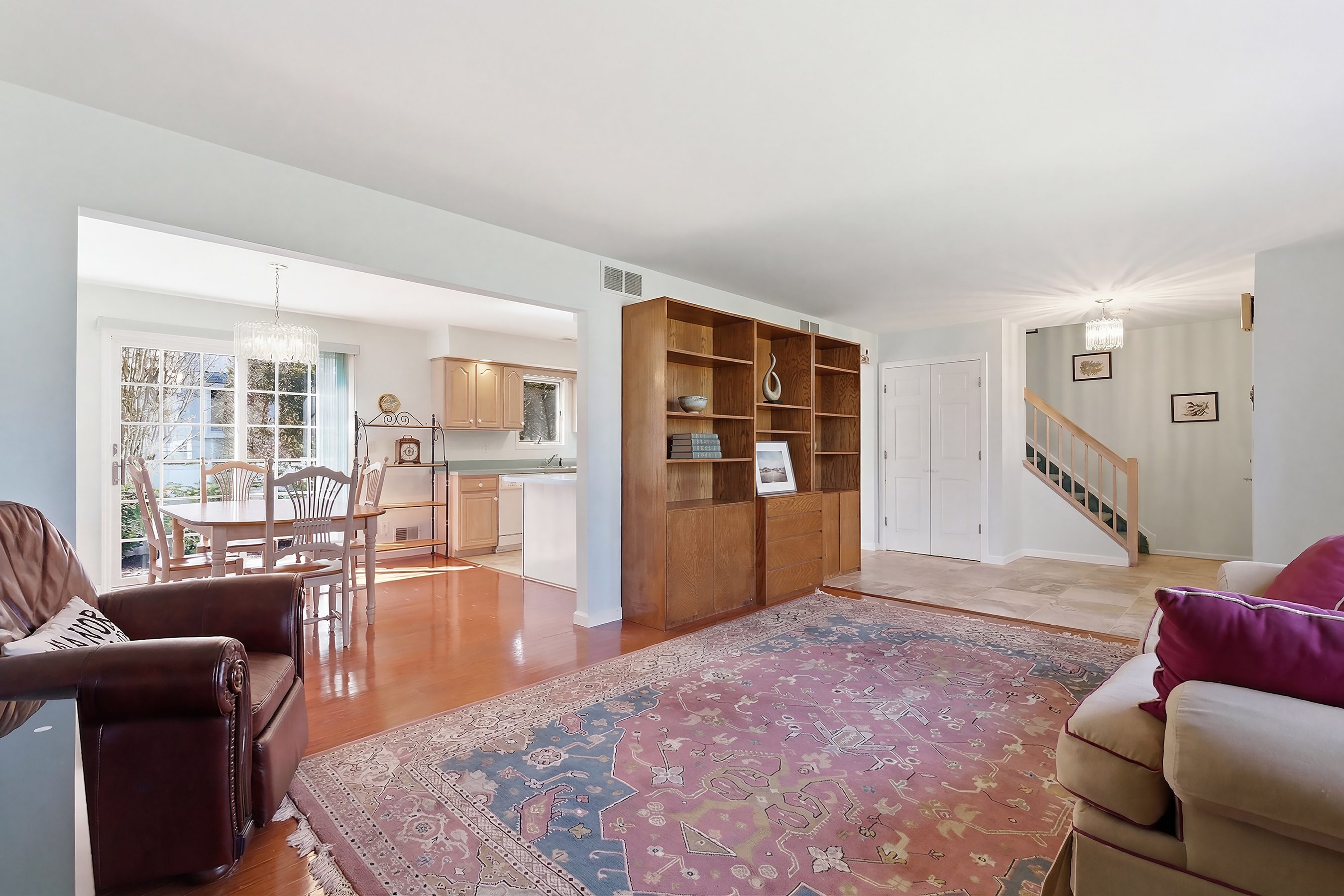  Spacious Shore Colonial in Bay Head Pointe - 物件實景