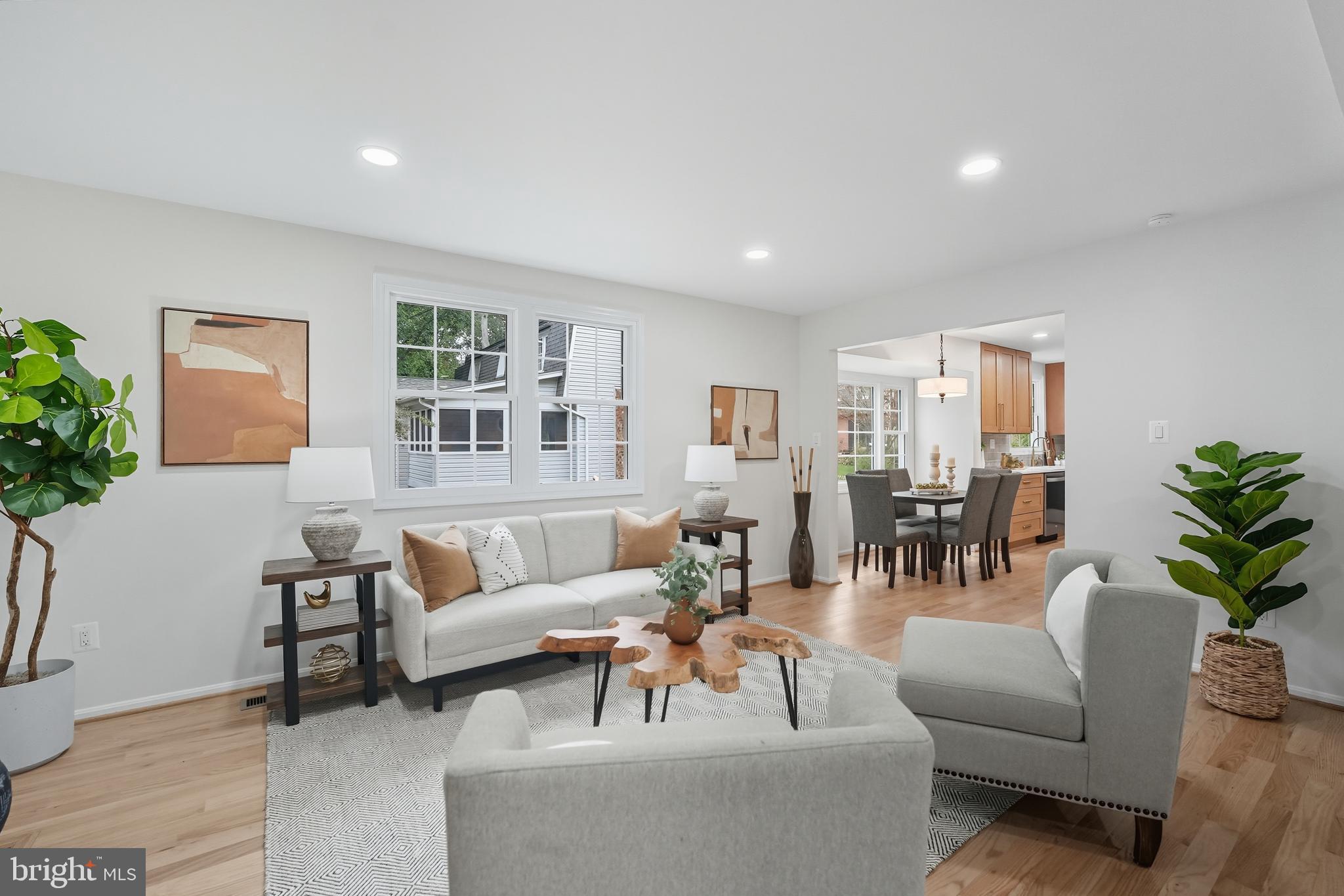 Fairfax, Virginia, 22032, United States, 4 Bedrooms Bedrooms, ,3 BathroomsBathrooms,Residential,For Sale,1984417