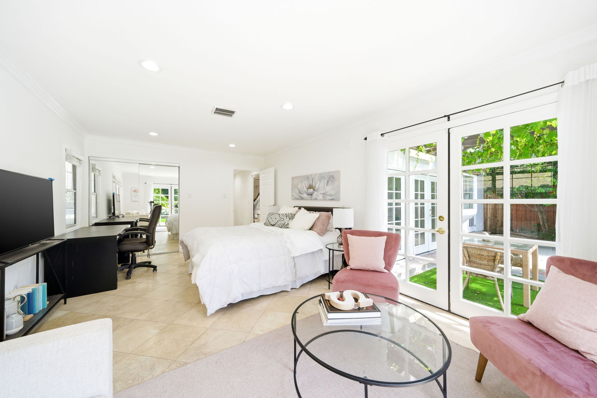  4115 Laurelgrove Ave - 物件實景