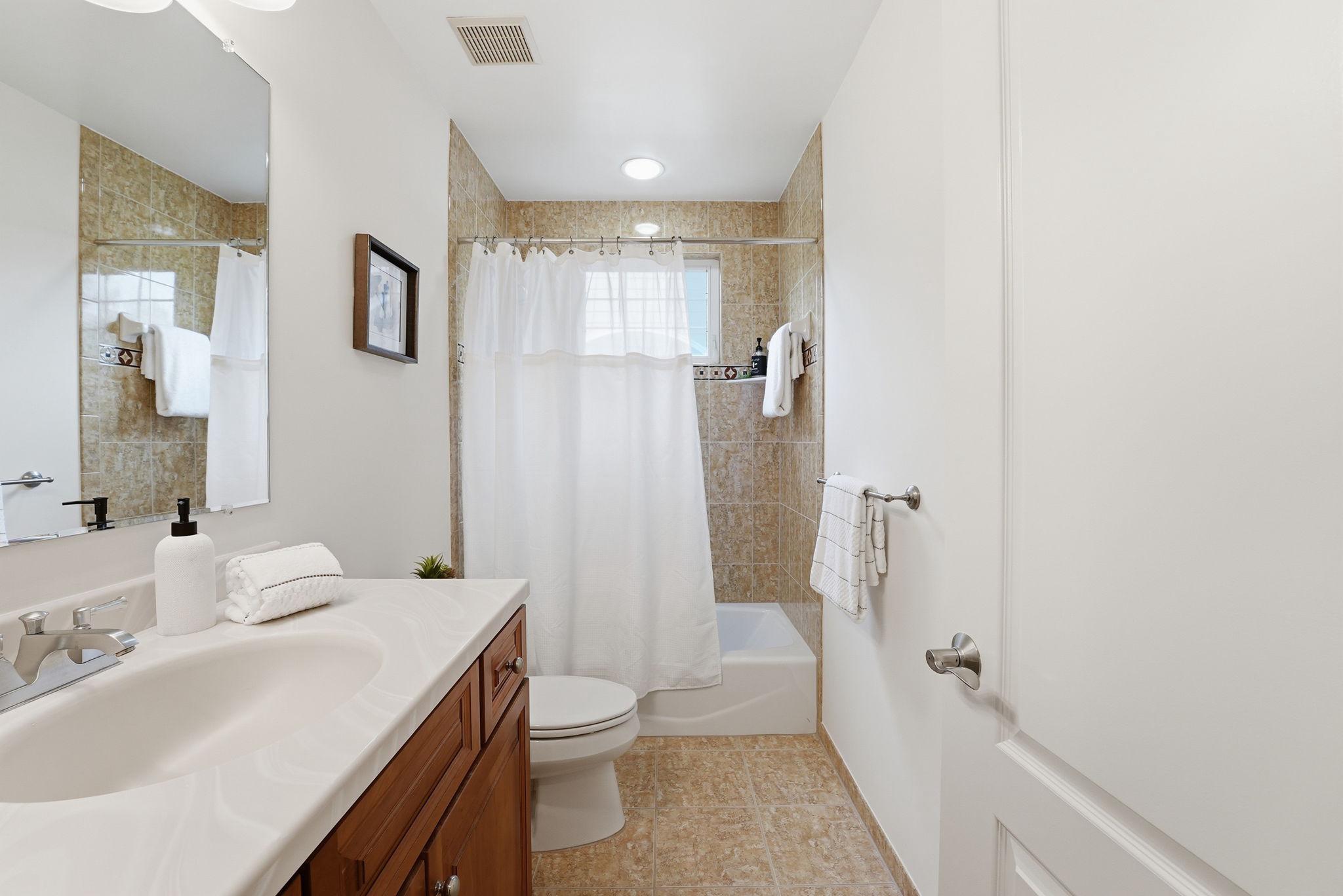  5836 Conway Road, Bethesda, MD, 20817 - 物件實景