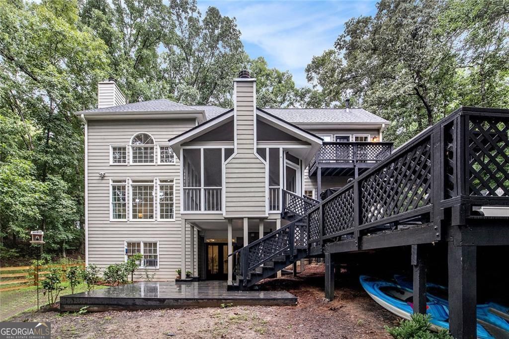 Flowery Branch, Georgia, 30542, United States, 5 Bedrooms Bedrooms, ,4 BathroomsBathrooms,Residential,For Sale,1914640