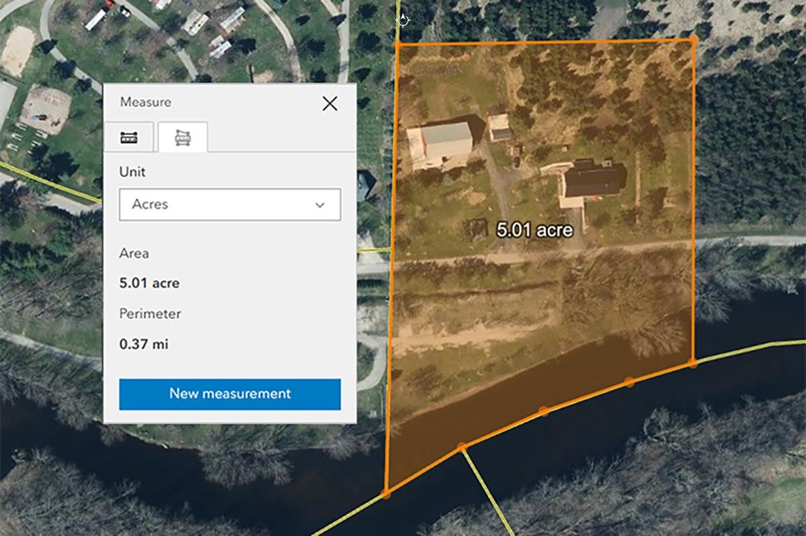 New London, Wisconsin, 54961-8021, United States, 4 Bedrooms Bedrooms, ,2 BathroomsBathrooms,Residential,For Sale,2008203