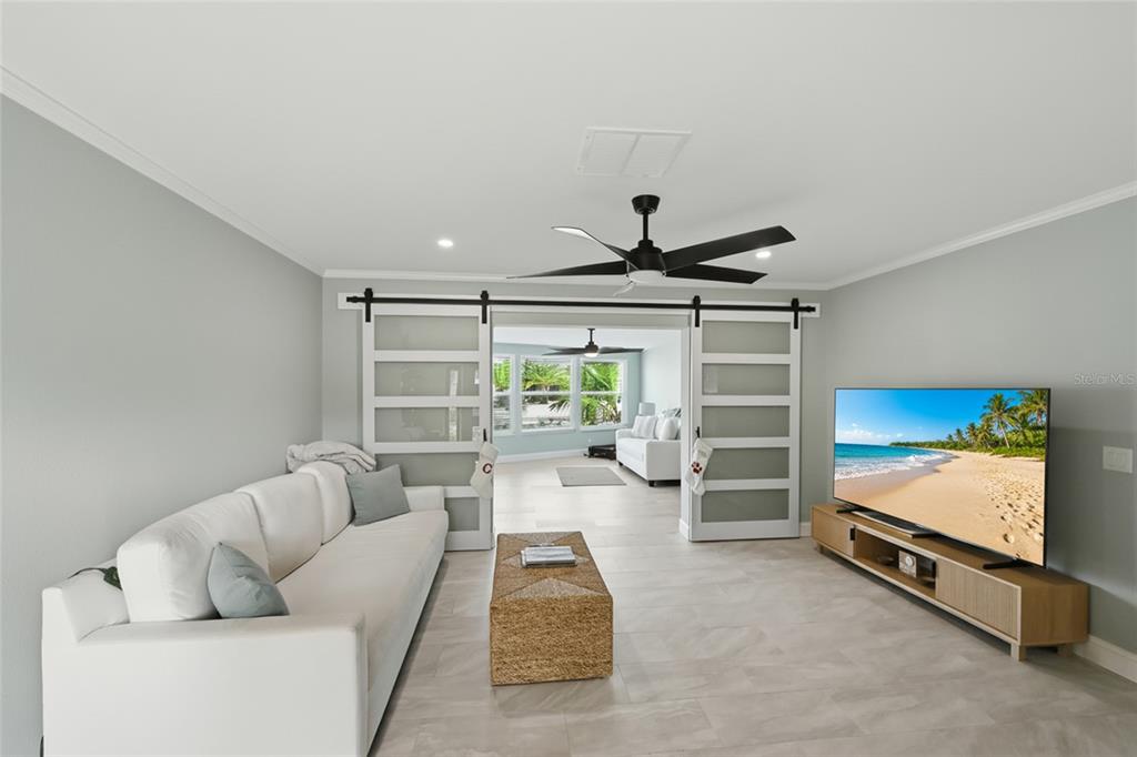 Holmes Beach, Florida, 34217, United States, 2 Bedrooms Bedrooms, ,2 BathroomsBathrooms,Residential,For Sale,2003450