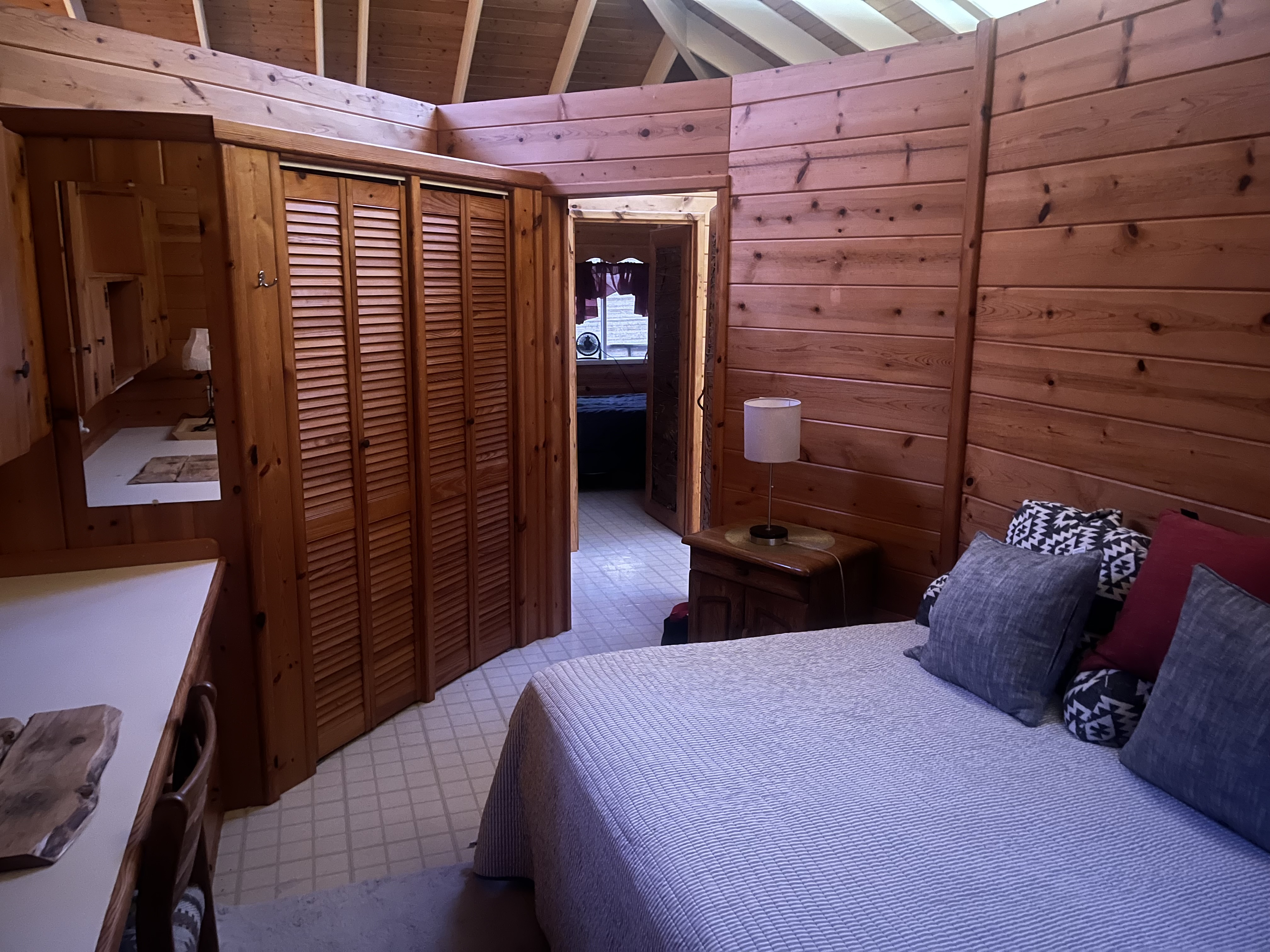 Volcano, Hawaii, 96785, United States, 2 Bedrooms Bedrooms, ,1 BathroomBathrooms,Residential,For Sale,1978172