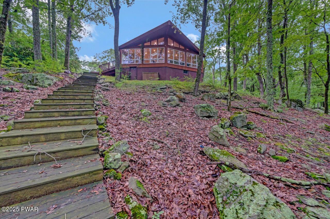Hawley, Pennsylvania, 18428, United States, 3 Bedrooms Bedrooms, ,3 BathroomsBathrooms,Residential,For Sale,1937787