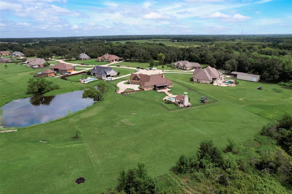 Kaufman, Texas, 75142, United States, 4 Bedrooms Bedrooms, ,3 BathroomsBathrooms,Residential,For Sale,1892913