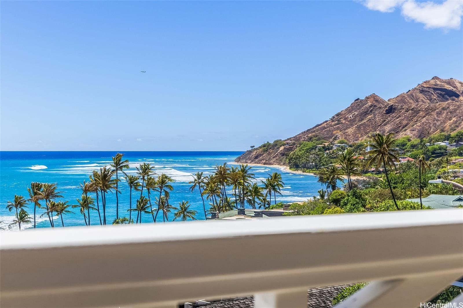 Honolulu, Hawaii, 96816, United States, 5 Bedrooms Bedrooms, ,6 BathroomsBathrooms,Residential,For Sale,1753214