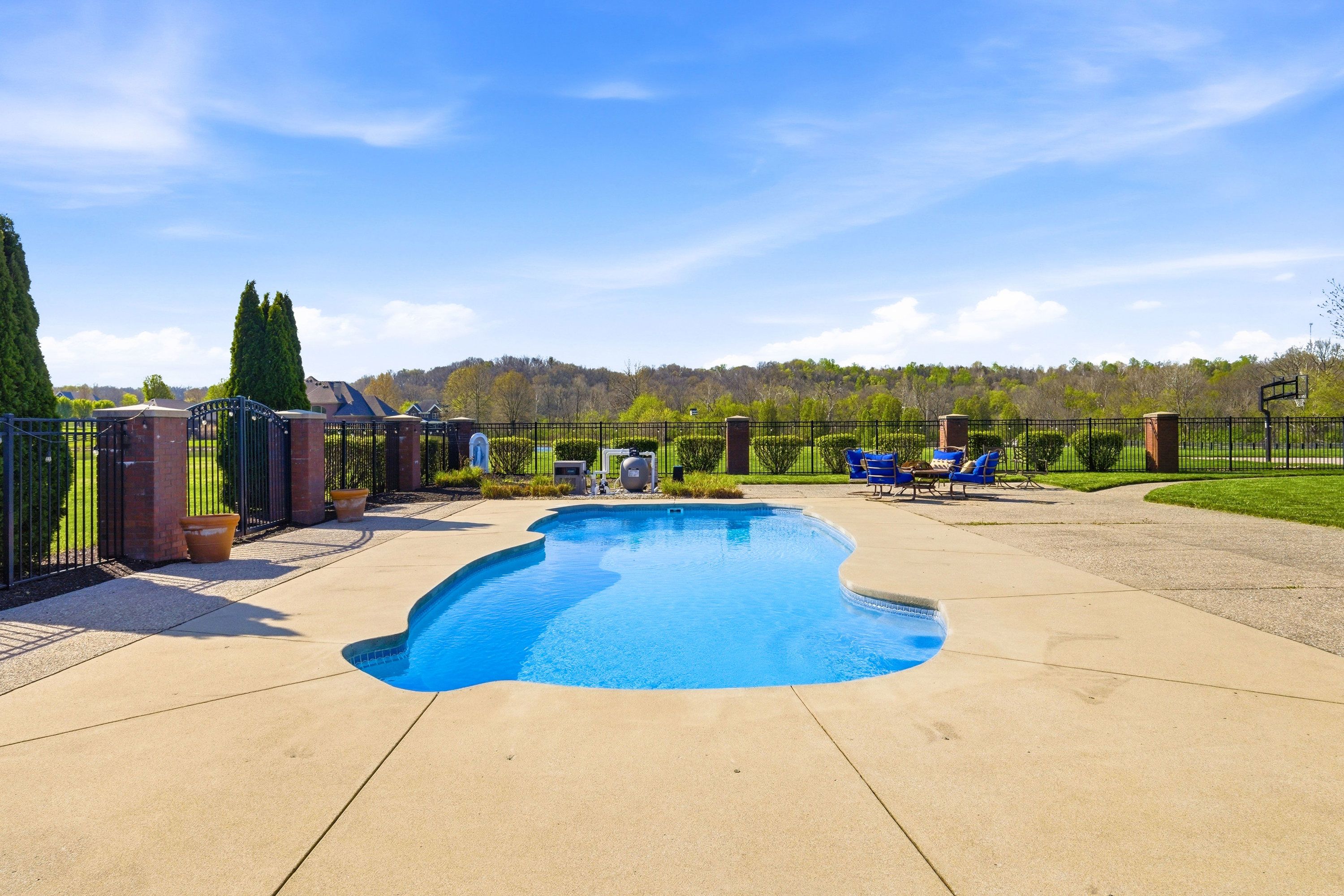  5601 Thurman Road, Louisville, KY 40299 - 物件實景