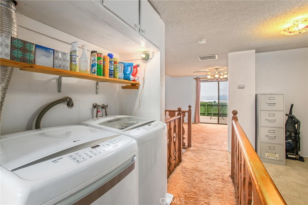 Lake Elsinore, California, 92530, United States, 3 Bedrooms Bedrooms, ,1 BathroomBathrooms,Residential,For Sale,1943552