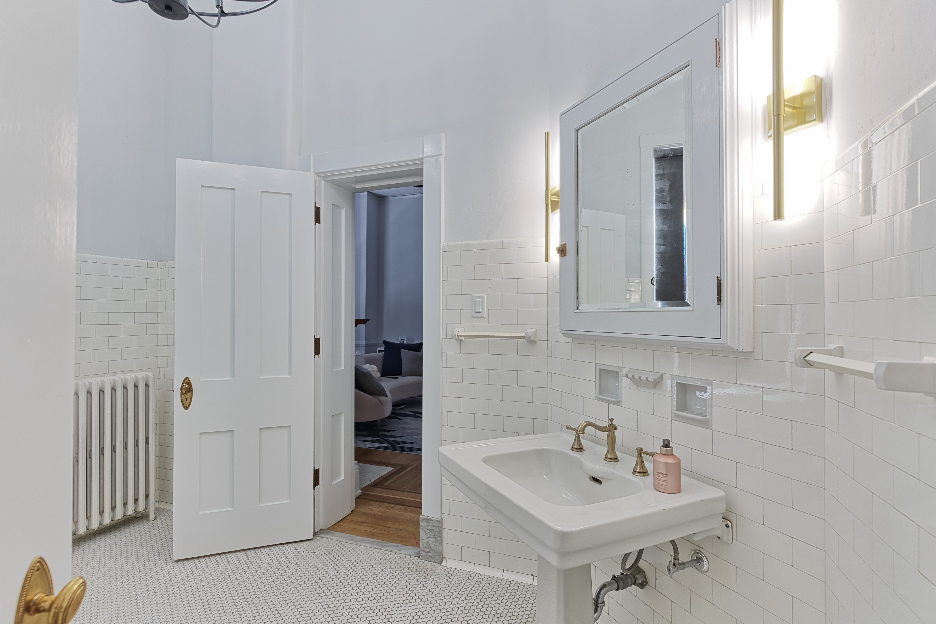  2106 Homewood Drive, Louisville, KY 40223 - 物件實景