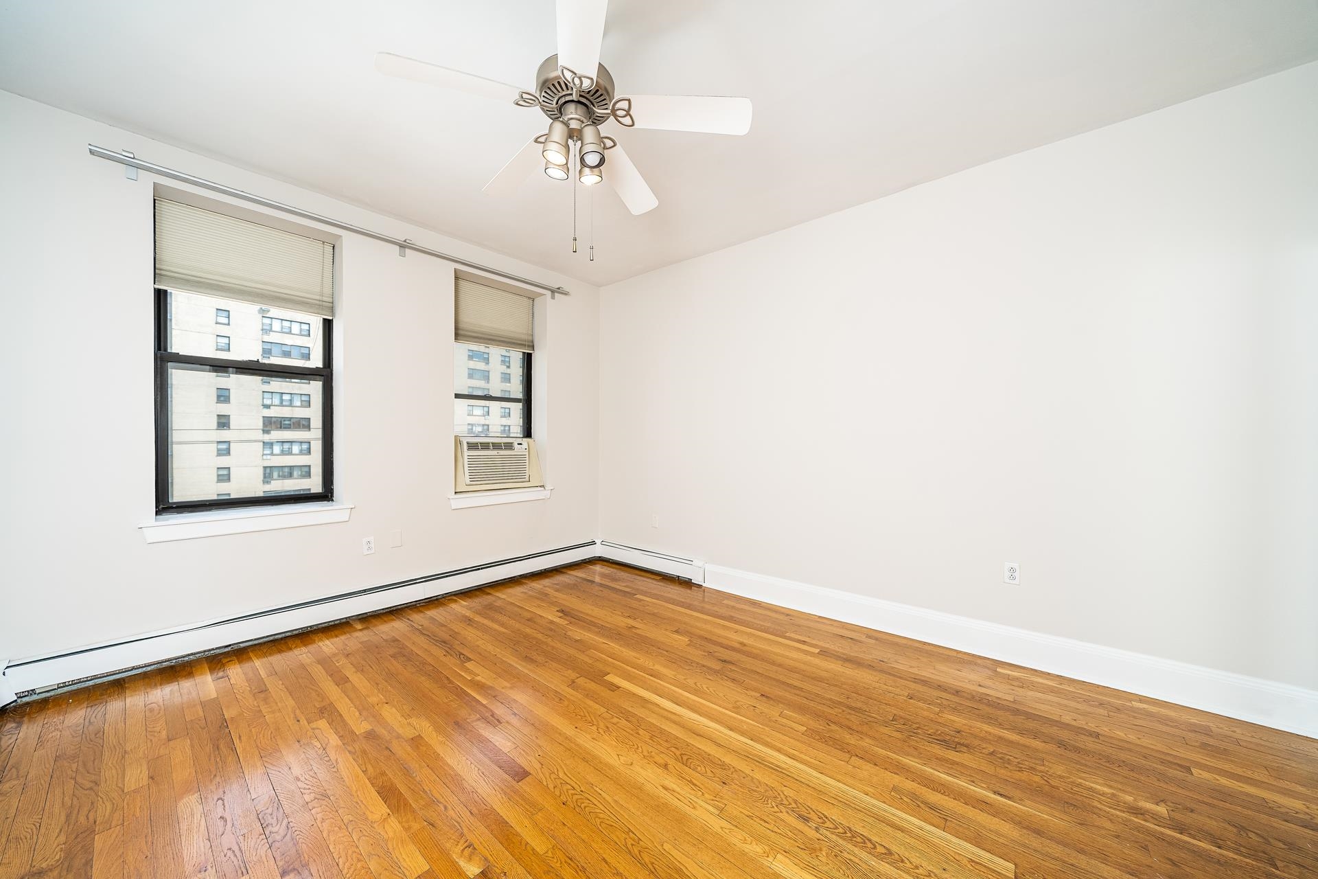 Hoboken, New Jersey, 07030, United States, 2 Bedrooms Bedrooms, ,1 BathroomBathrooms,Residential,For Sale,1960602
