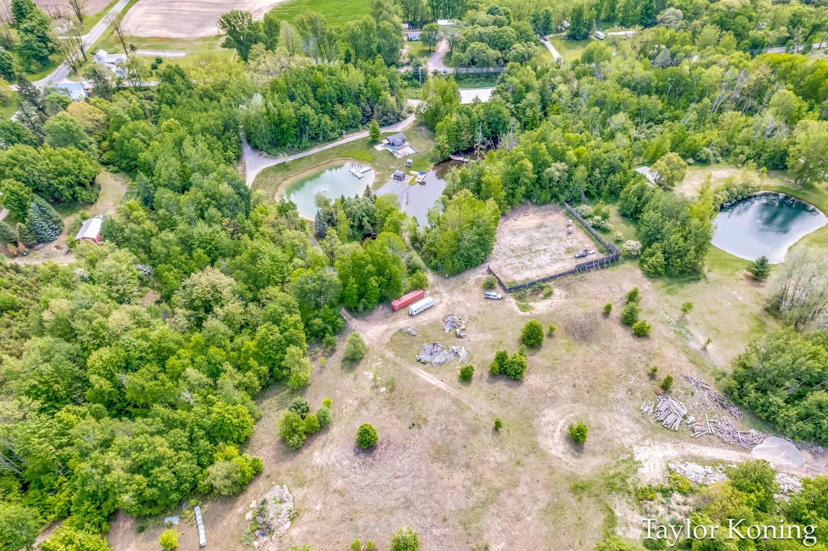 Hart, Michigan, 49420, United States, 2 Bedrooms Bedrooms, ,2 BathroomsBathrooms,Residential,For Sale,1949749