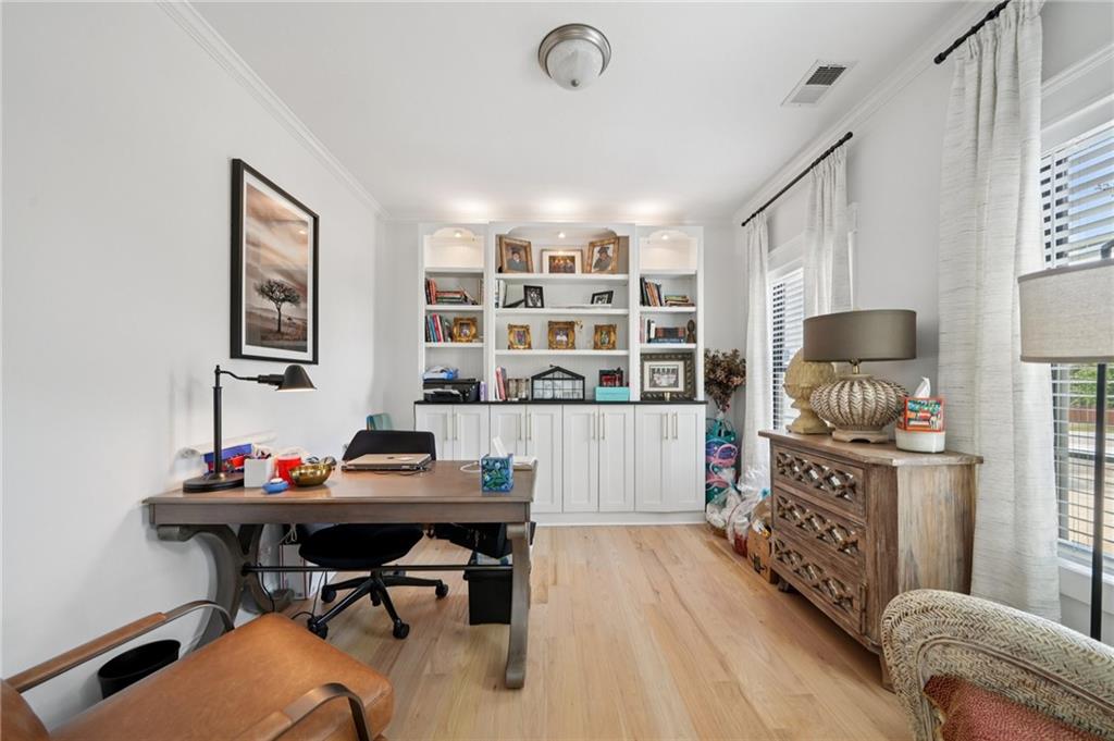 Flowery Branch, Georgia, 30542, United States, 5 Bedrooms Bedrooms, ,4 BathroomsBathrooms,Residential,For Sale,2035755