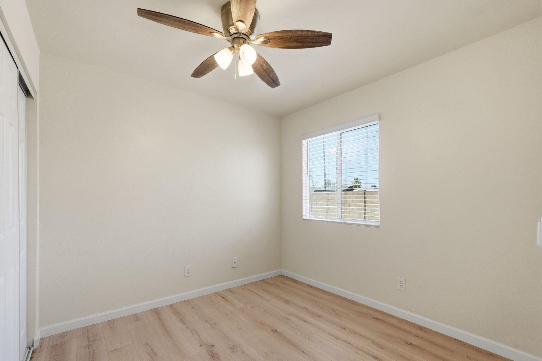  612 W Farmdale Avenue¦Mesa, AZ - 物件實景